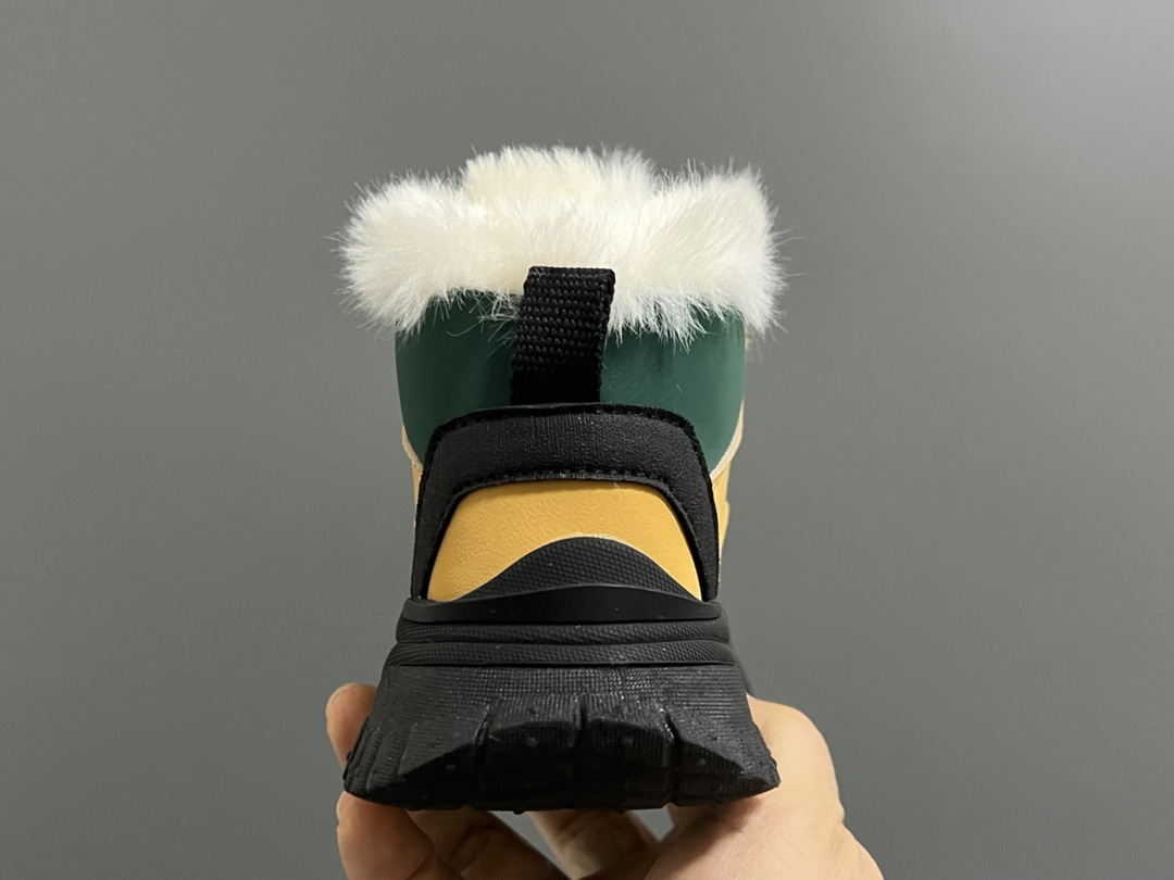 图片[6]-加绒KEEN高帮松紧扣儿童雪地靴 尺码：26-37 内里加绒加厚，保暖又舒适❄️ 潮牌KEEN设计，户外超合适✔️ 松紧扣设计，穿脱方便✌🏻 轮胎橡胶耐磨防滑大底，脚感不言而喻☁️-选品中心