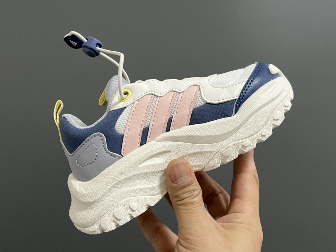 “Adidas Classic Sneakers: High-Quality Leather Collage in 24-37 Yards” - 图片 6