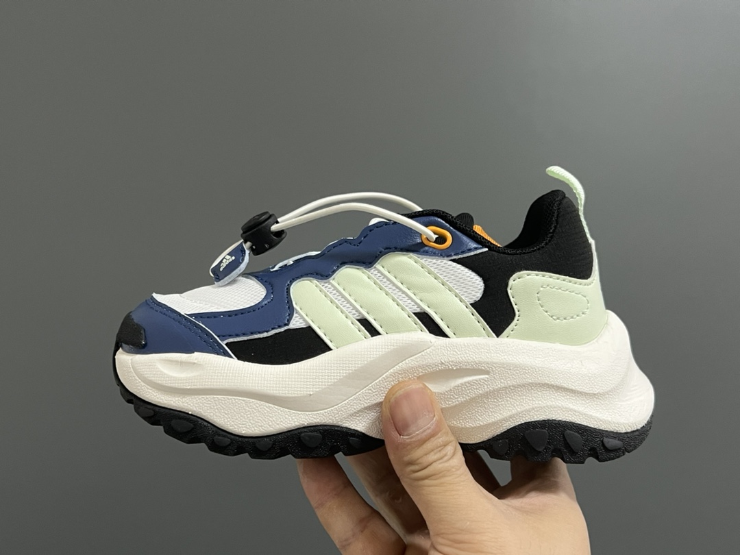 High-Quality Leather Adidas Sneakers for Kids and Dads: Stylish and Comfortable Footwear - 图片 4