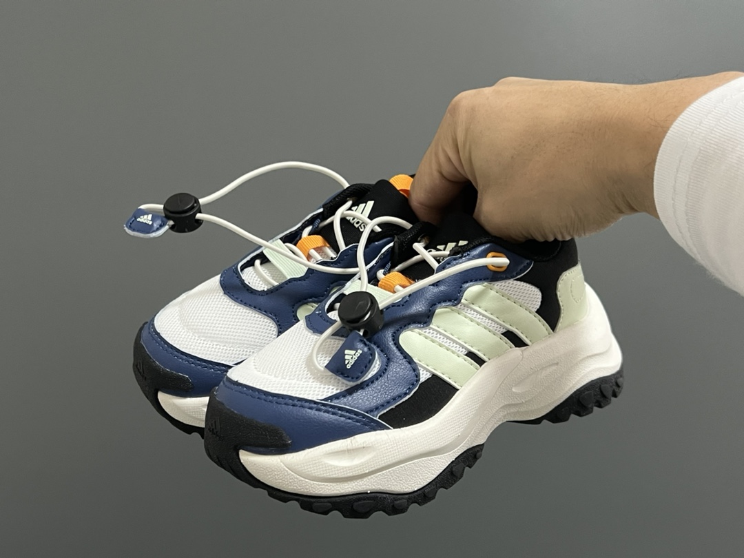 High-Quality Leather Adidas Sneakers for Kids and Dads: Stylish and Comfortable Footwear - 图片 2