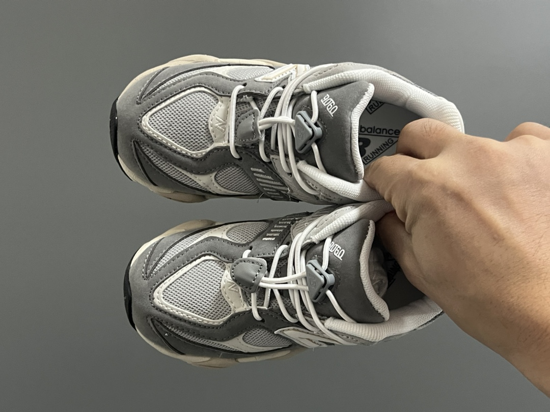 专G版牛B9060松紧扣儿童老爹运动鞋 尺码：24-36码 经典NB9060老爹款🆕 松紧扣设计，附赠一对鞋带，穿脱方便✌🏻 老爹款式设计，百搭又时髦✨-选品中心