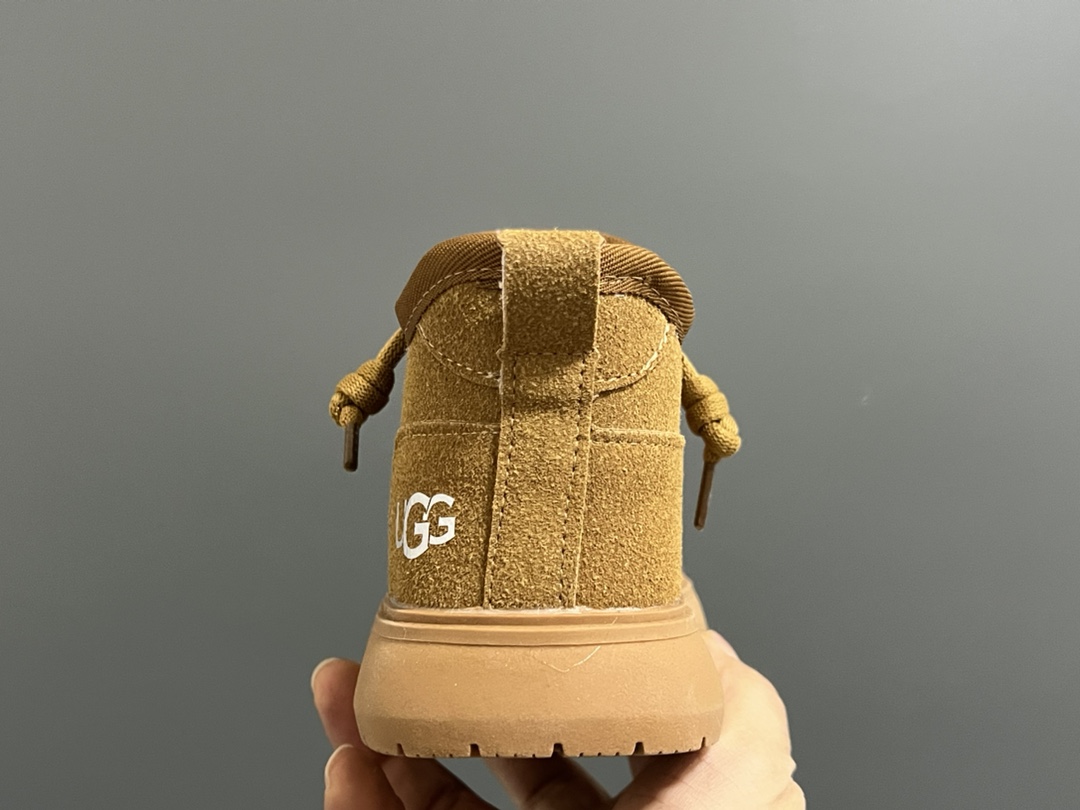 图片[7]-U家新款大标卡皮巴拉儿童雪地靴 尺码：26-38码 经典UGG系列🆕 优质皮料拼接，质感满满💯 内里加绒保暖又舒适❄️ 经典大标，时尚又百搭❤️-选品中心