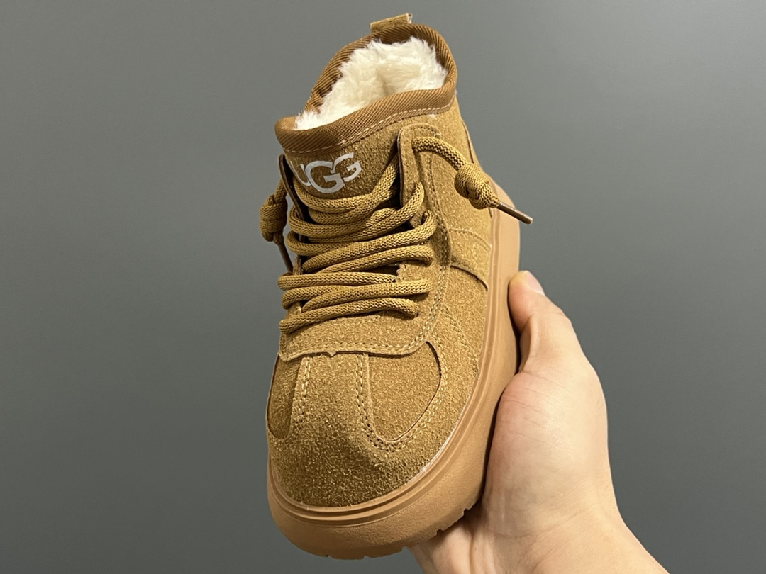 图片[3]-U家新款大标卡皮巴拉儿童雪地靴 尺码：26-38码 经典UGG系列🆕 优质皮料拼接，质感满满💯 内里加绒保暖又舒适❄️ 经典大标，时尚又百搭❤️-选品中心