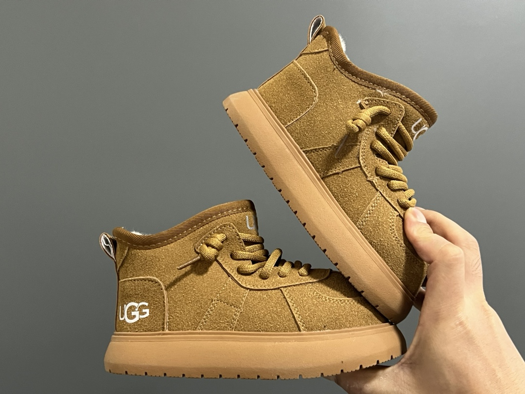 图片[9]-U家新款大标卡皮巴拉儿童雪地靴 尺码：26-38码 经典UGG系列🆕 优质皮料拼接，质感满满💯 内里加绒保暖又舒适❄️ 经典大标，时尚又百搭❤️-选品中心