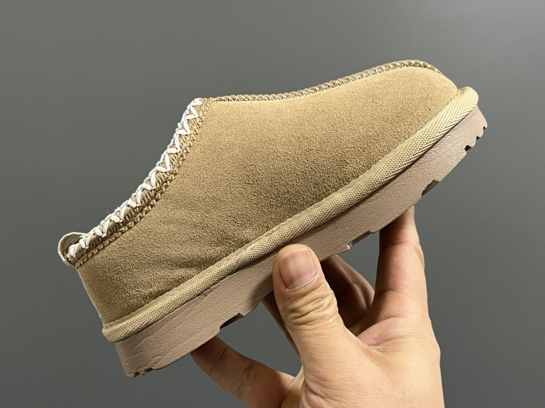 图片[6]-U家新款塔茨儿童亲子一脚蹬棉鞋 尺码：26-39码 经典UGG塔茨系列🆕 正确版来袭🔥 细节做工超精致 超轻EVA大底，脚感超赞👍🏻-选品中心