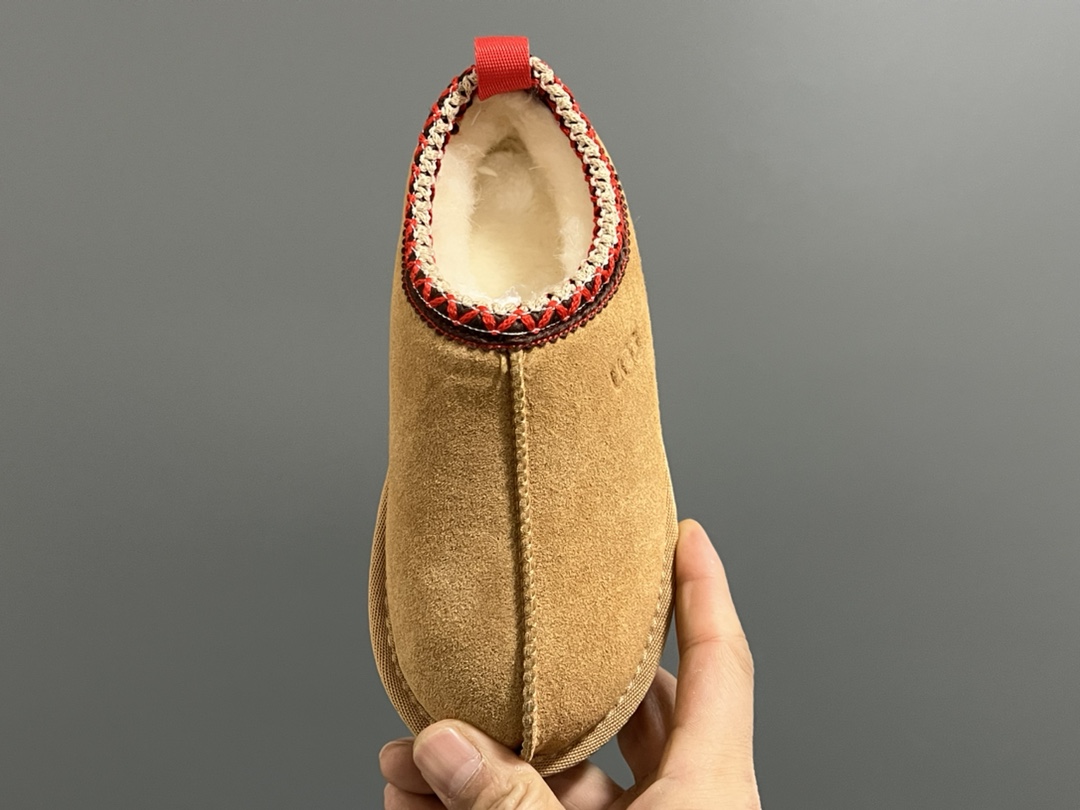 图片[2]-U家新款塔茨儿童亲子一脚蹬棉鞋 尺码：26-39码 经典UGG塔茨系列🆕 正确版来袭🔥 细节做工超精致 超轻EVA大底，脚感超赞👍🏻-选品中心