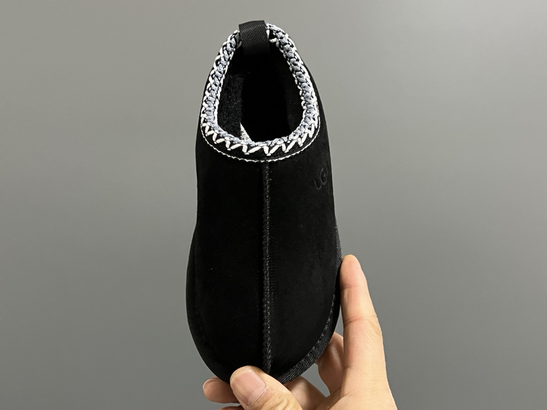 图片[8]-U家新款塔茨儿童亲子一脚蹬棉鞋 尺码：26-39码 经典UGG塔茨系列🆕 正确版来袭🔥 细节做工超精致 超轻EVA大底，脚感超赞👍🏻-选品中心