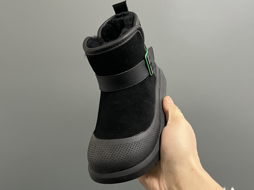 图片[3]-UGG新款卡扣皮毛一体儿童中帮雪地靴 尺码：26-37码 经典UGG系列❄️ 内里加绒加厚，暖暖过冬❄️ 精致卡扣，质感满满💯-选品中心