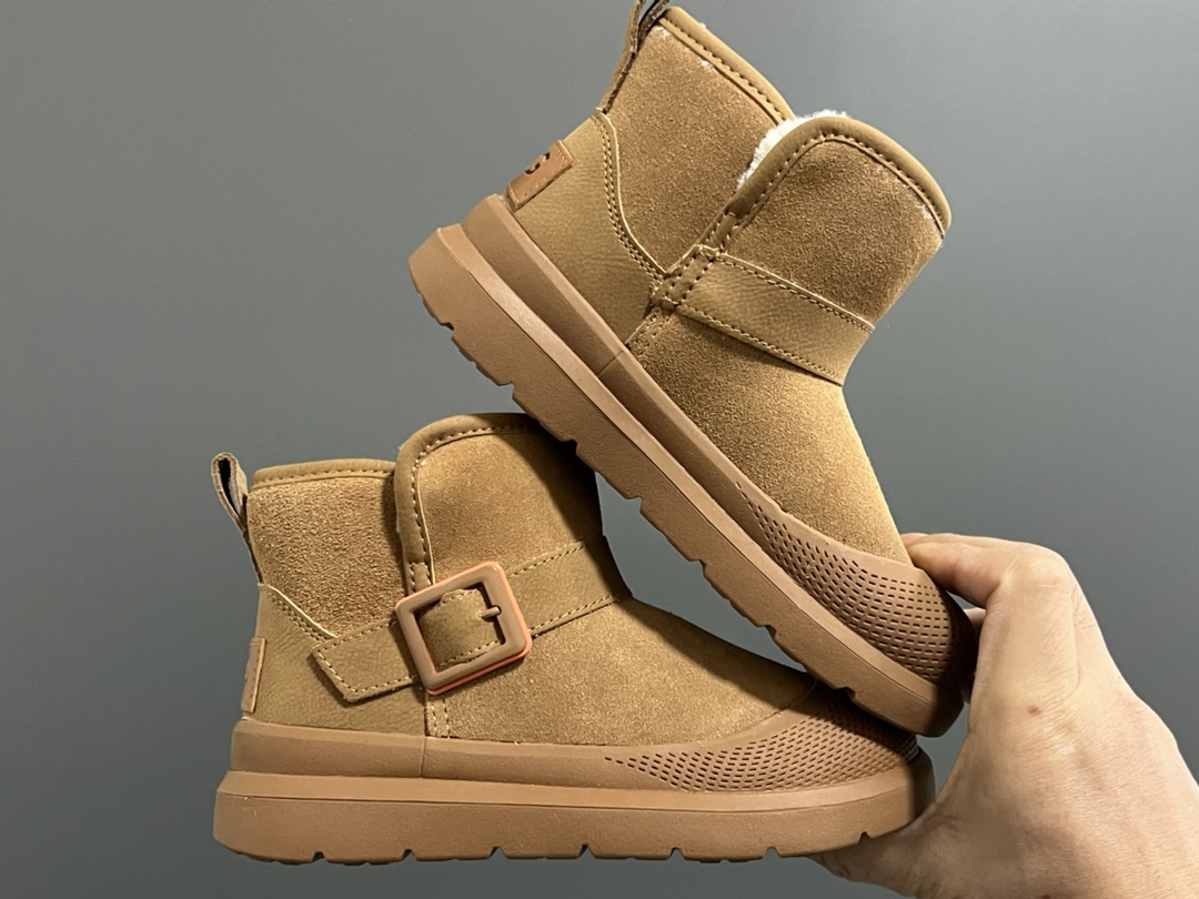 图片[9]-UGG新款卡扣皮毛一体儿童中帮雪地靴 尺码：26-37码 经典UGG系列❄️ 内里加绒加厚，暖暖过冬❄️ 精致卡扣，质感满满💯-选品中心