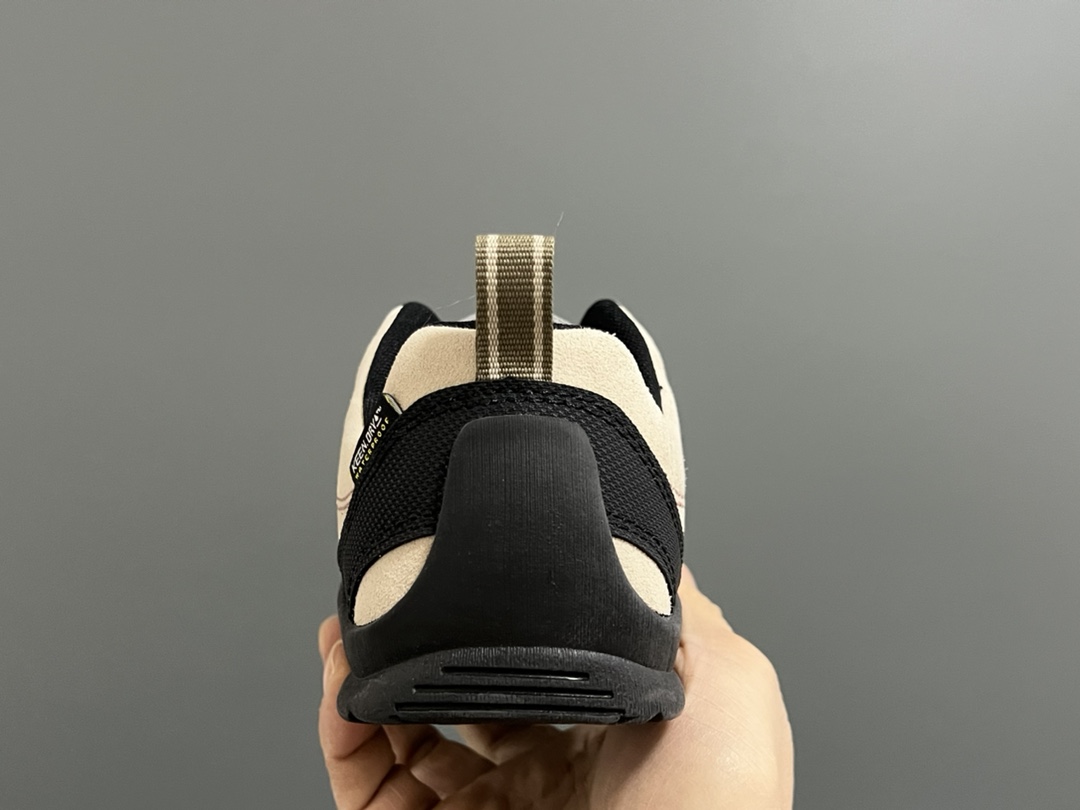 图片[7]-KEEN潮牌一代情侣户外山系徒步登山运动鞋 户外大佬出品🔥 优质麂皮面料，防水材质✌🏻 橡胶耐磨防滑大底，脚感超赞👍🏻 丑萌丑萌的超可爱😍 尺码：35 36 37 38 39 40 41 42 43 44 45（四色女码）-选品中心