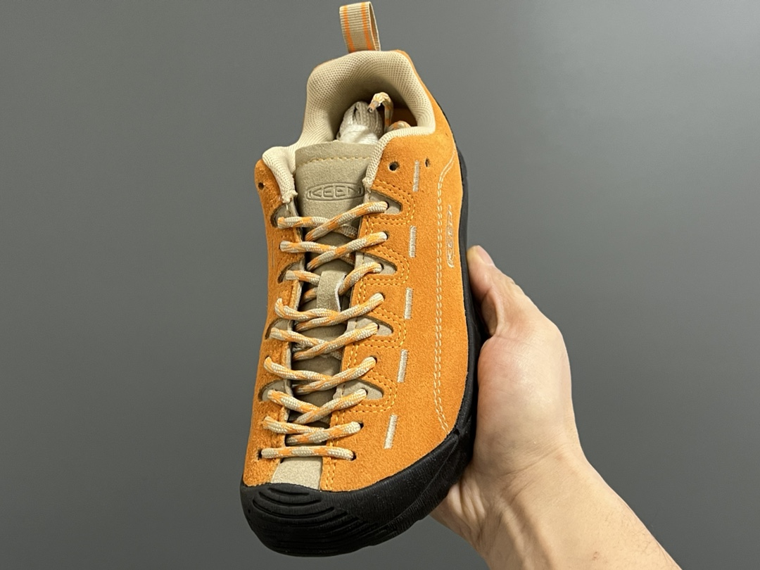 KEEN潮牌一代情侣户外山系徒步登山运动鞋 户外大佬出品🔥 优质麂皮面料，防水材质✌🏻 橡胶耐磨防滑大底，脚感超赞👍🏻 丑萌丑萌的超可爱😍 尺码：35 36 37 38 39 40 41 42 43 44 45（四色女码）-选品中心