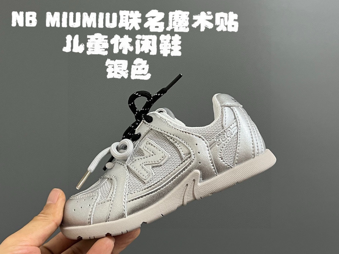 图片[8]-NB530 MIUMIU联名魔术贴儿童休闲鞋 尺码：24-37码 超赞的联名系列🆕 魔术贴设计，穿脱超方便✌🏻 耐磨防滑大底，脚感超赞👍🏻 时髦感十足✨-选品中心