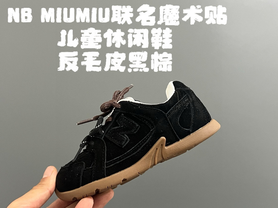 图片[5]-NB530 MIUMIU联名魔术贴儿童休闲鞋 尺码：24-37码 超赞的联名系列🆕 魔术贴设计，穿脱超方便✌🏻 耐磨防滑大底，脚感超赞👍🏻 时髦感十足✨-选品中心