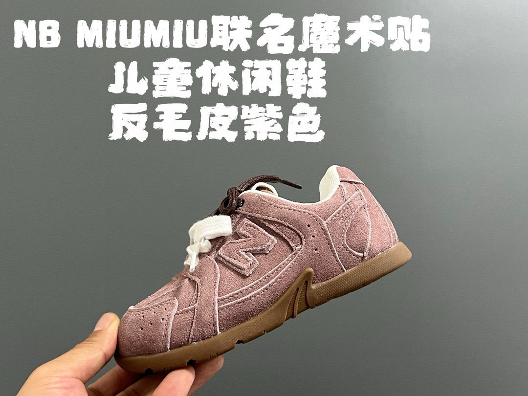 图片[3]-NB530 MIUMIU联名魔术贴儿童休闲鞋 尺码：24-37码 超赞的联名系列🆕 魔术贴设计，穿脱超方便✌🏻 耐磨防滑大底，脚感超赞👍🏻 时髦感十足✨-选品中心