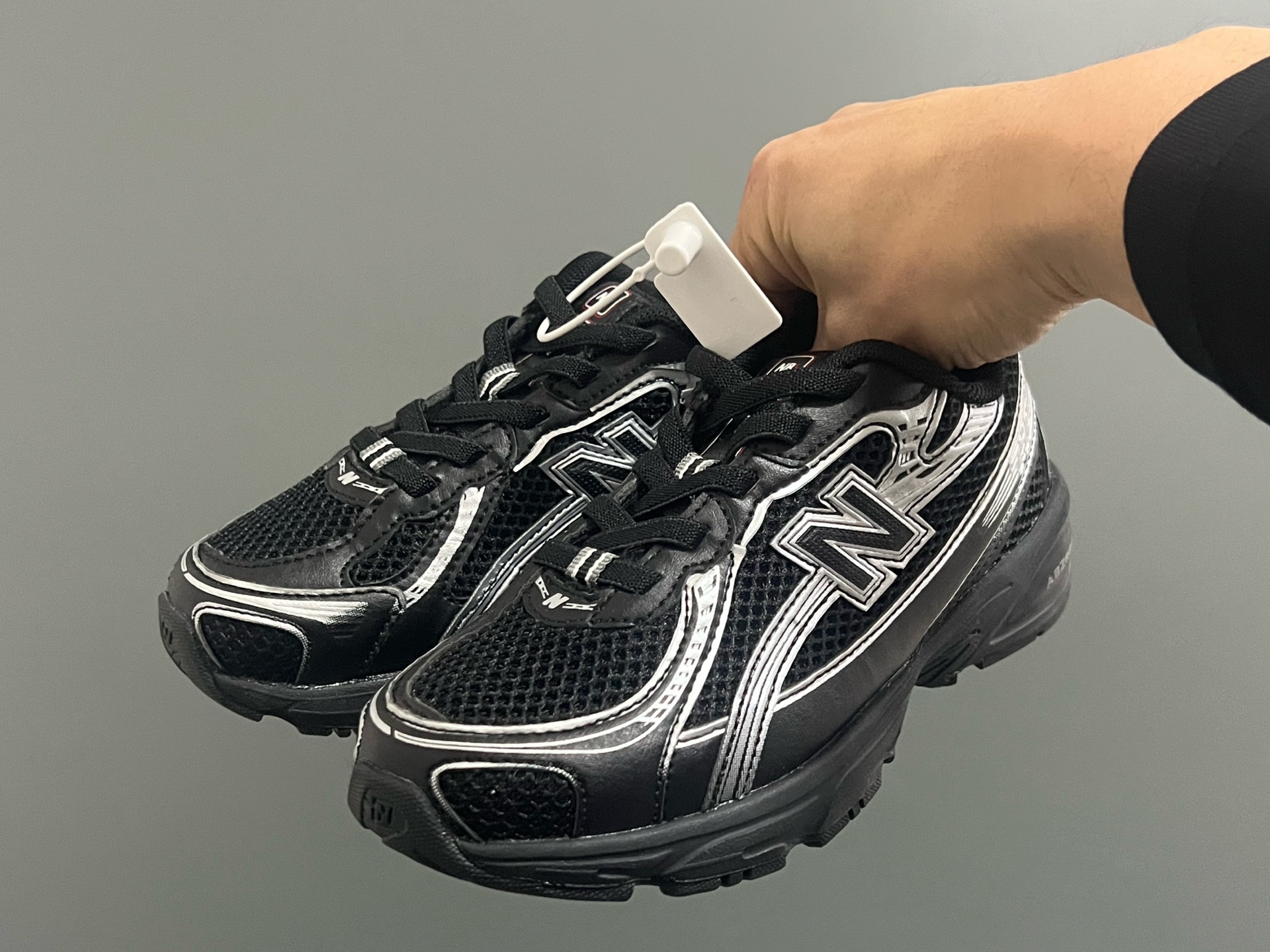 图片[2]-代 牛B新款740松紧带儿童运动鞋 尺码：26-37码 经典NB740老爹款🆕 优质网面皮料拼接，质感满满💯 松紧带设计，穿脱超方便✌🏻-选品中心