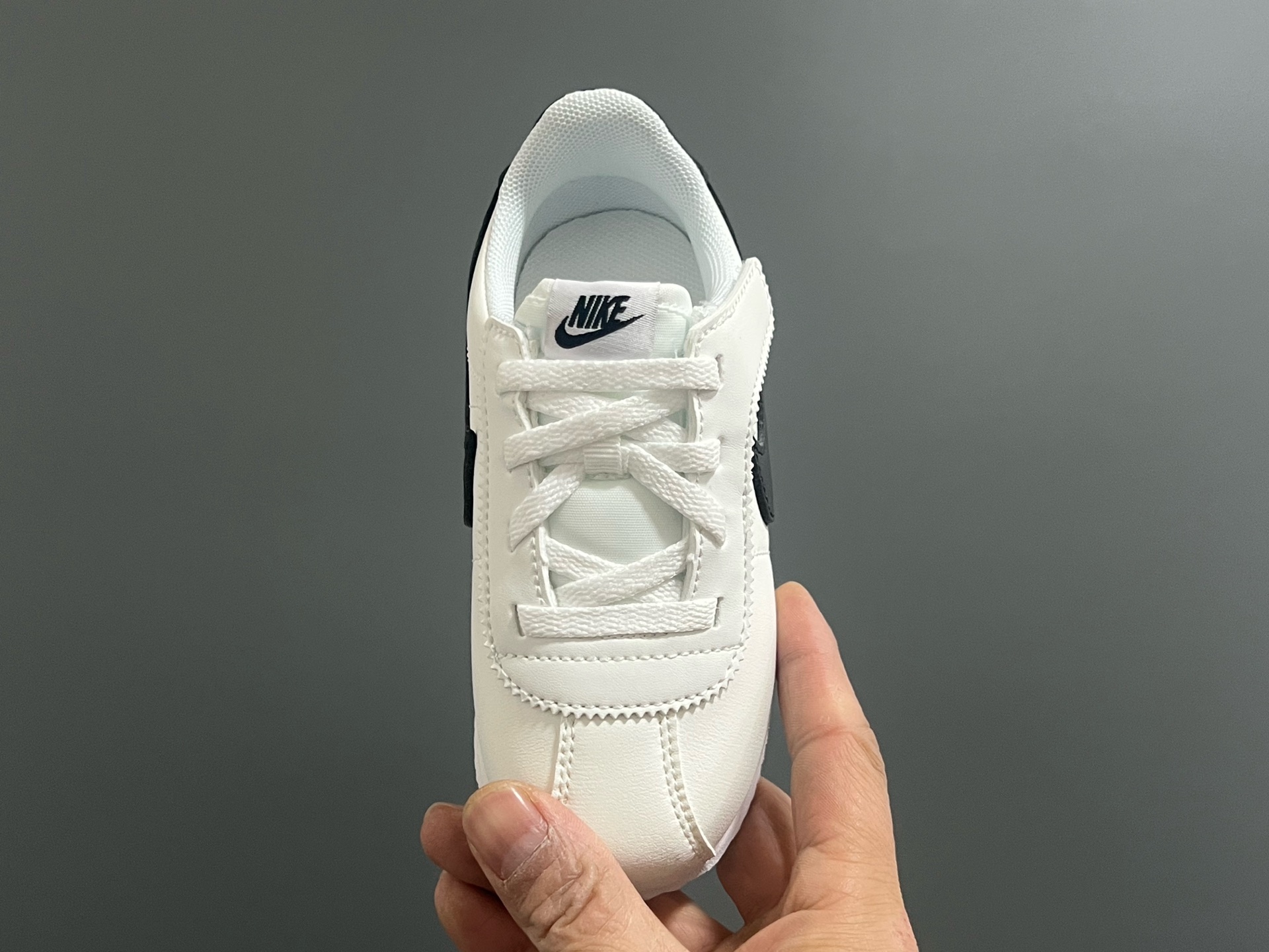 图片[8]-阿甘经典魔术贴大小童儿童运动鞋 尺码：22-37码 经典阿甘子弹头系列🆕 优质皮料，质感满满💯 大小童匠心打造❤️ 魔术贴设计，穿脱超方便✌🏻-选品中心