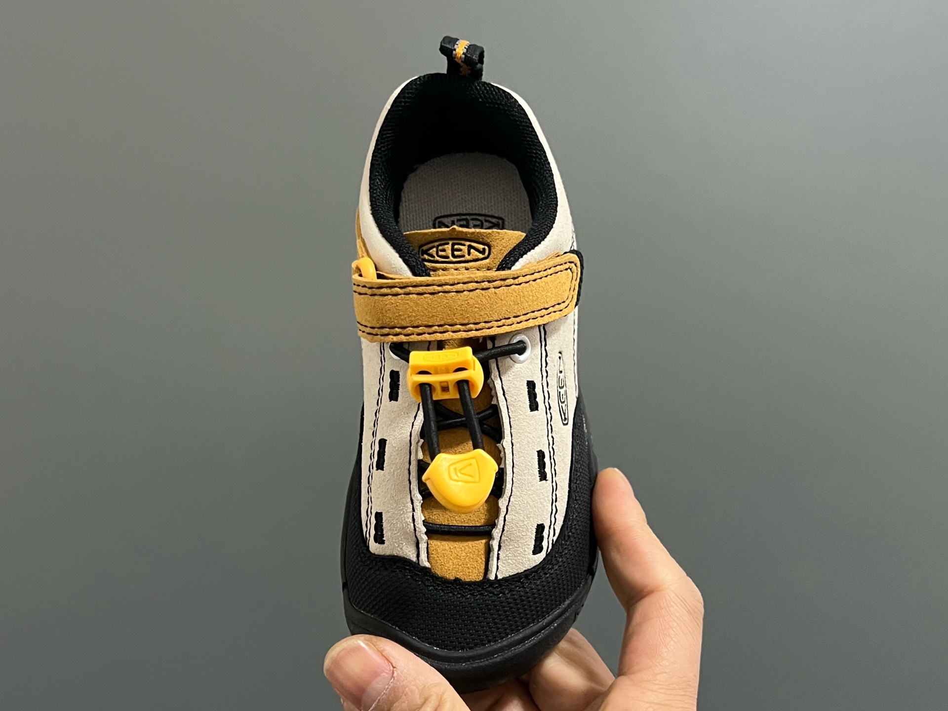 图片[8]-KEEN 新配色户外儿童登山鞋 尺码：24-37码 祖国版YYDS‼️ 新配色好好看😍 优质麂皮面料，轻微防水💧 魔术贴➕松紧带设计，穿脱方便✔️ 橡胶耐磨防滑大底，脚感超赞👍🏻-选品中心