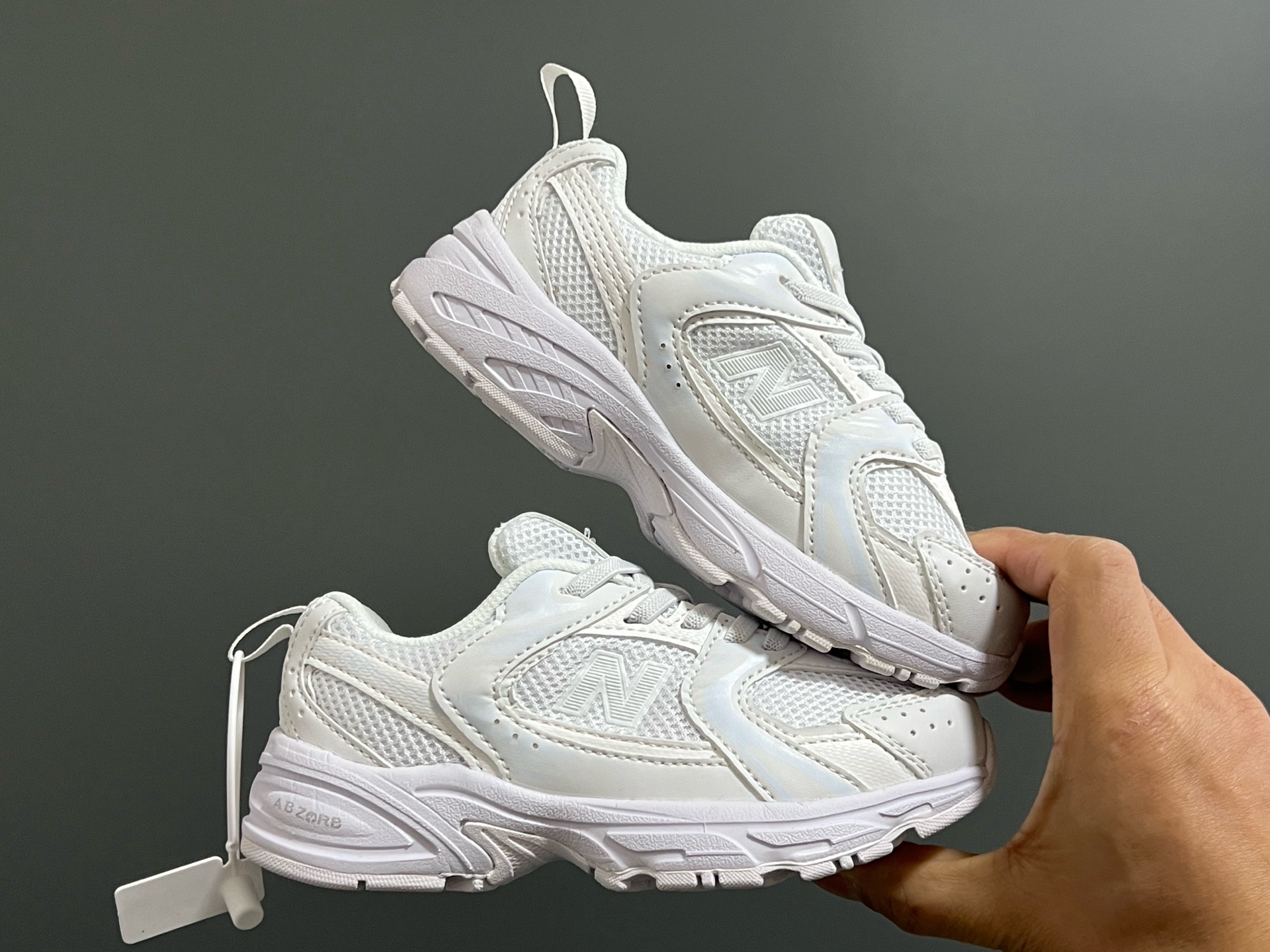 图片[9]-原单版牛B新款530网面儿童松紧带老爹运动鞋 尺码：26-37码 新工厂新工艺❤️ 经典NB530老爹款🆕 松紧带设计钱，穿脱超方便✌🏻 老爹款百搭又时髦✨-选品中心