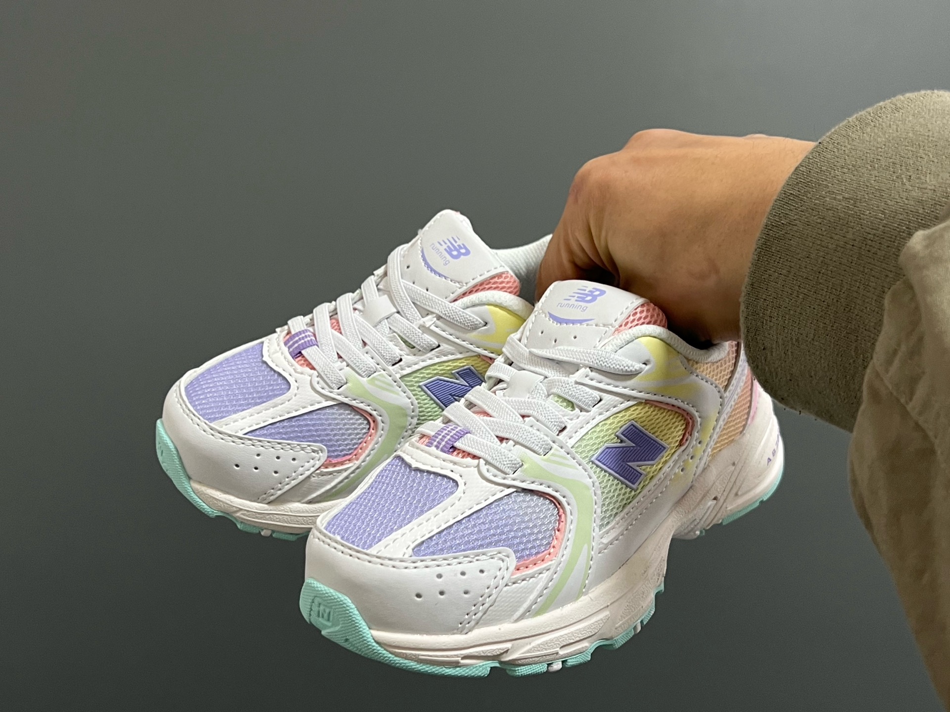 图片[2]-原单版牛B新款530网面儿童松紧带老爹运动鞋 尺码：26-37码 新工厂新工艺❤️ 经典NB530老爹款🆕 松紧带设计钱，穿脱超方便✌🏻 老爹款百搭又时髦✨-选品中心