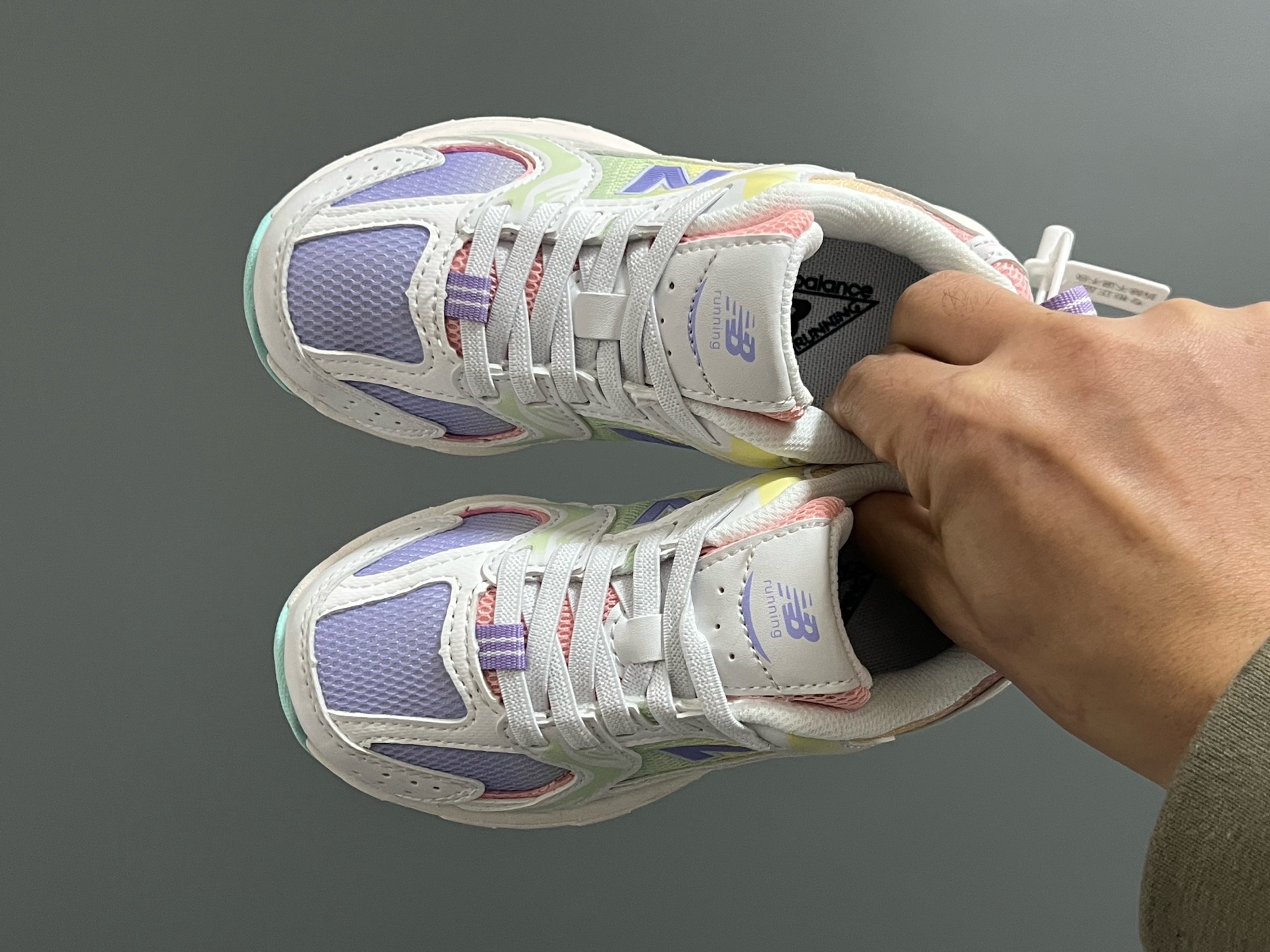 原单版牛B新款530网面儿童松紧带老爹运动鞋 尺码：26-37码 新工厂新工艺❤️ 经典NB530老爹款🆕 松紧带设计钱，穿脱超方便✌🏻 老爹款百搭又时髦✨-选品中心