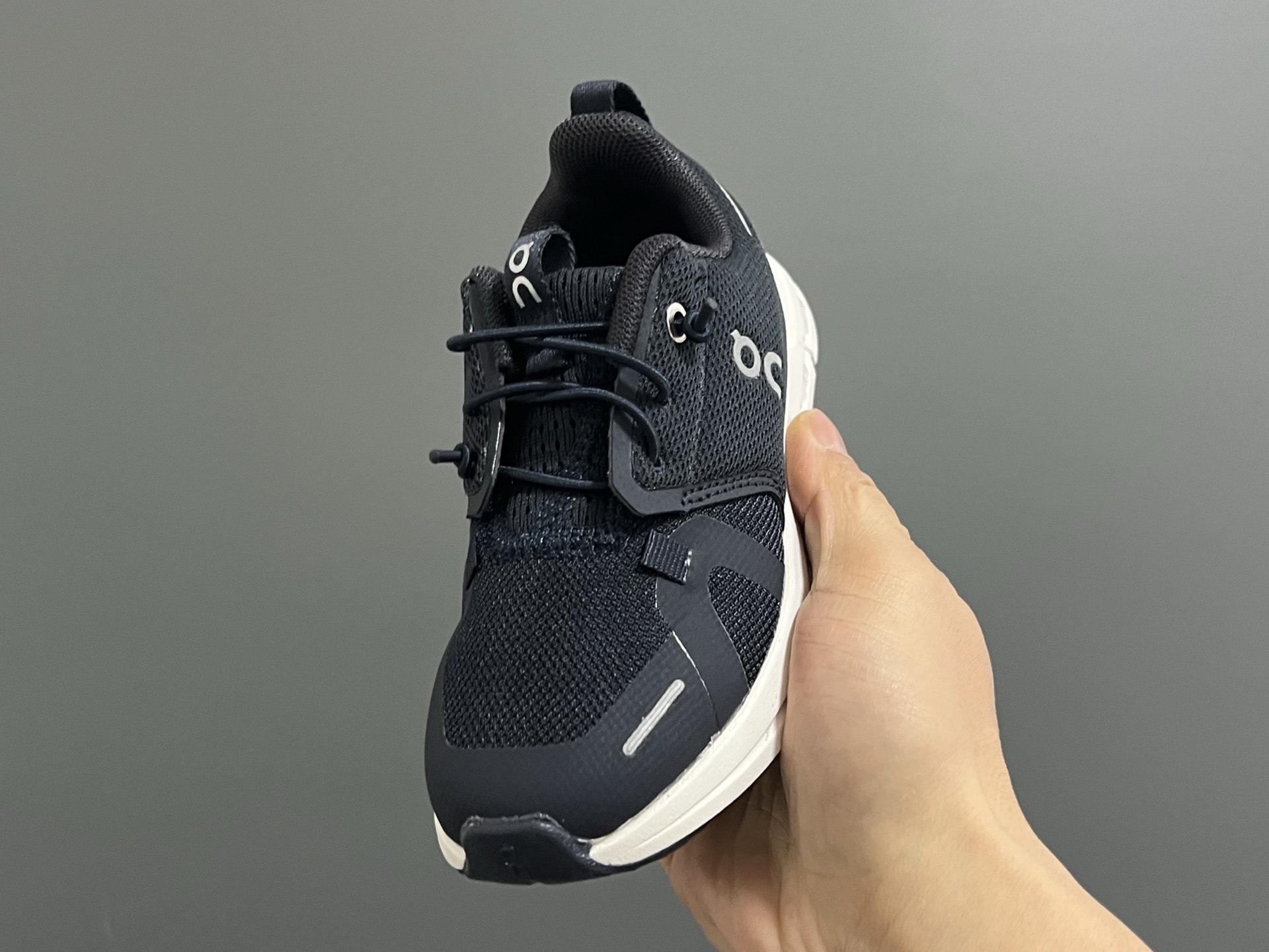 图片[3]-昂跑新款6代松紧带儿童运动鞋26-37码 小众的昂跑品牌🆕穿上就会爱上❤️ 松紧带设计，穿脱超方便✌🏻 透气舒适鞋面，质感满满💯-选品中心