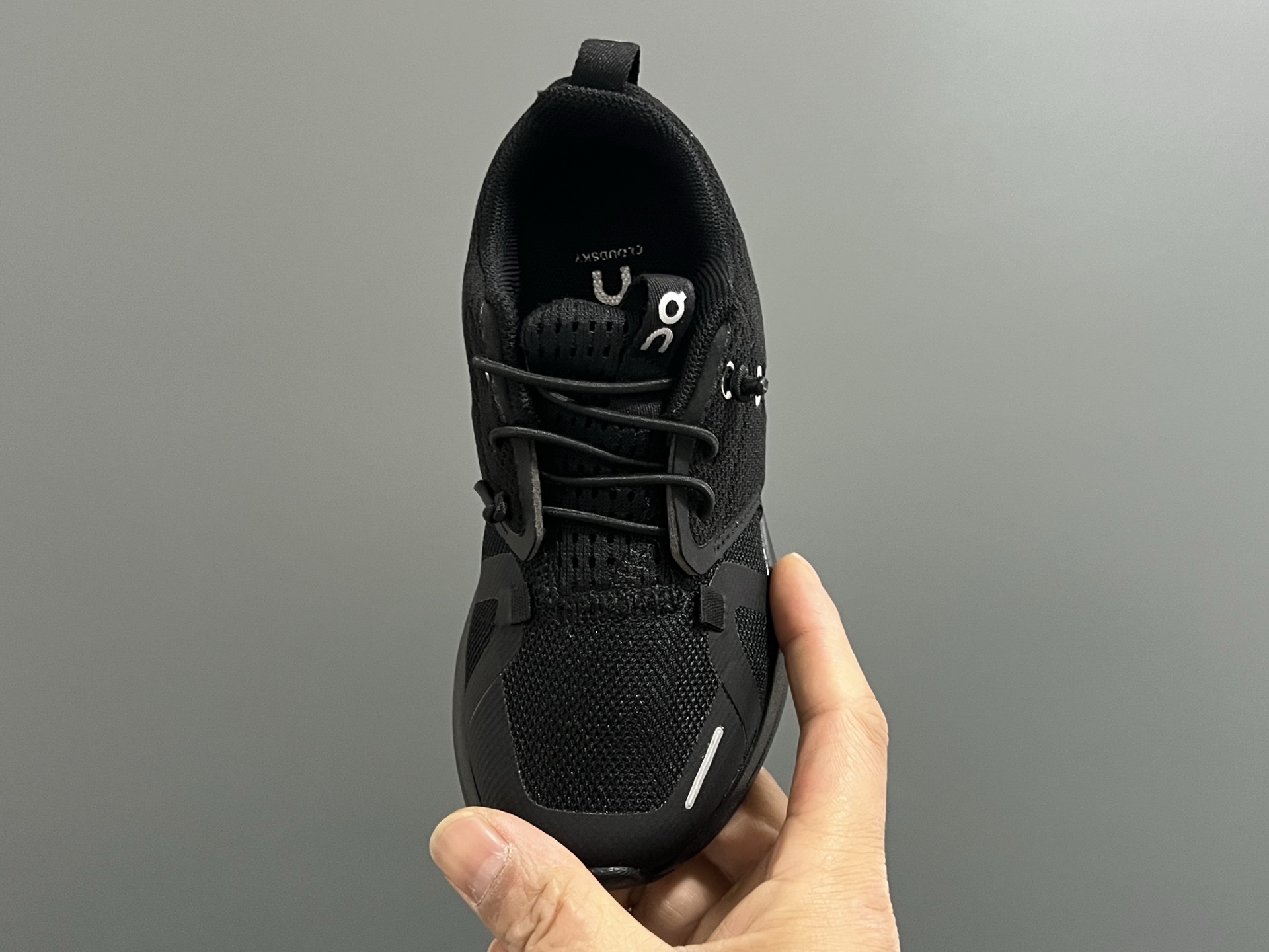 图片[5]-昂跑新款6代松紧带儿童运动鞋26-37码 小众的昂跑品牌🆕穿上就会爱上❤️ 松紧带设计，穿脱超方便✌🏻 透气舒适鞋面，质感满满💯-选品中心