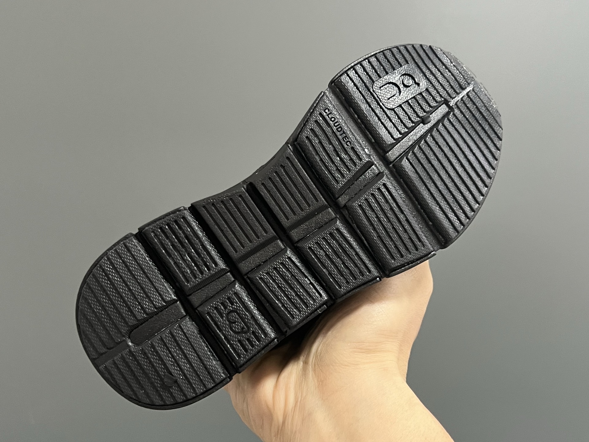 图片[8]-昂跑新款6代松紧带儿童运动鞋26-37码 小众的昂跑品牌🆕穿上就会爱上❤️ 松紧带设计，穿脱超方便✌🏻 透气舒适鞋面，质感满满💯-选品中心