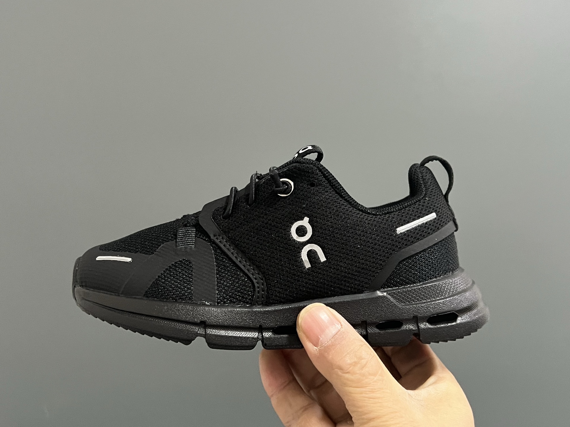 图片[4]-昂跑新款6代松紧带儿童运动鞋26-37码 小众的昂跑品牌🆕穿上就会爱上❤️ 松紧带设计，穿脱超方便✌🏻 透气舒适鞋面，质感满满💯-选品中心