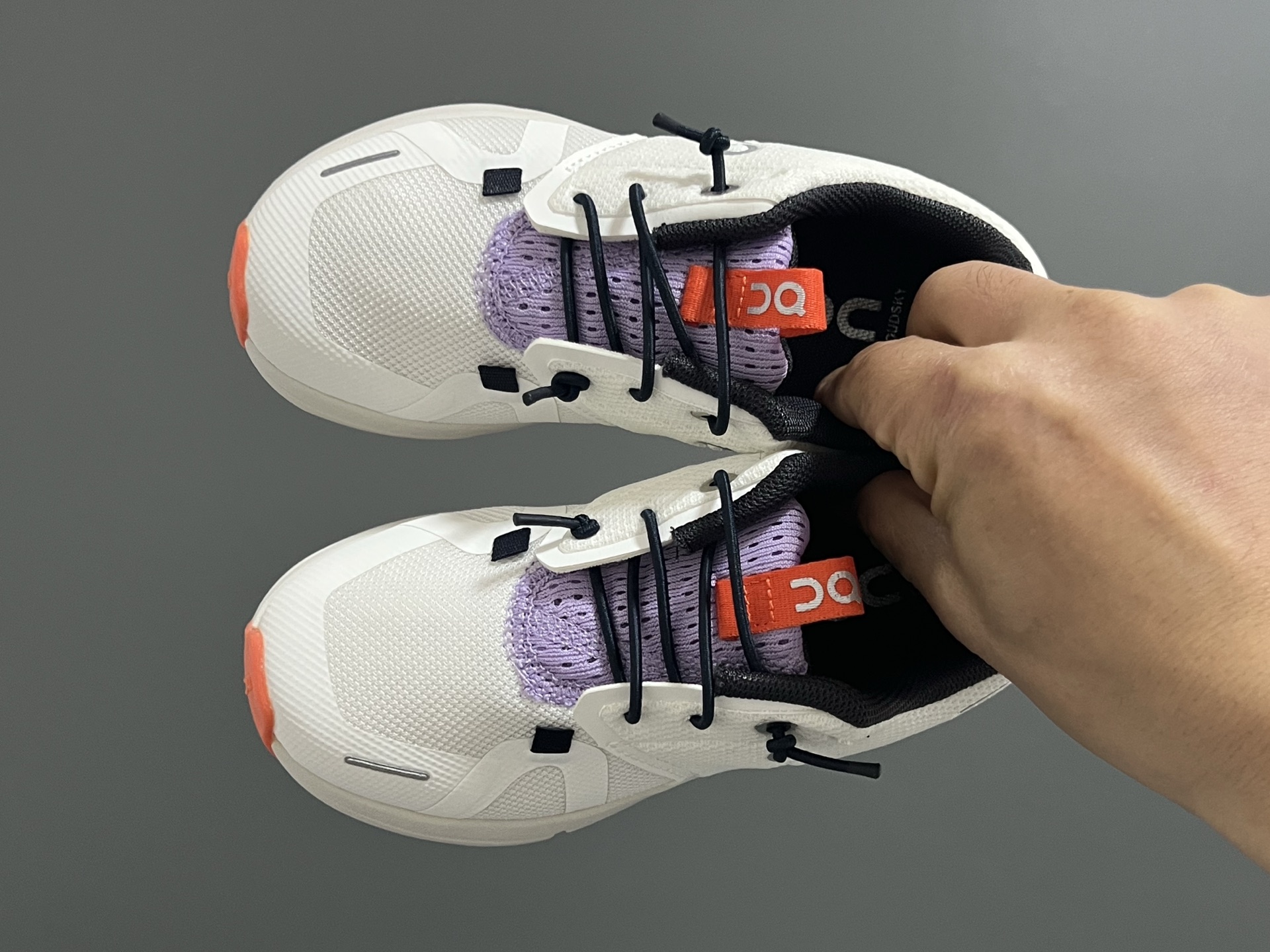 昂跑新款6代松紧带儿童运动鞋26-37码 小众的昂跑品牌🆕穿上就会爱上❤️ 松紧带设计，穿脱超方便✌🏻 透气舒适鞋面，质感满满💯-选品中心