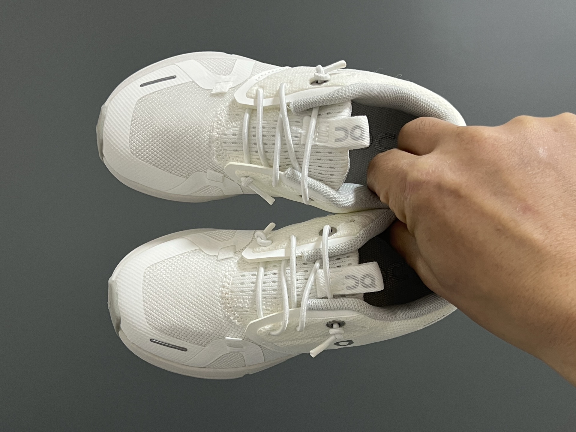 昂跑新款6代松紧带儿童运动鞋26-37码 小众的昂跑品牌🆕穿上就会爱上❤️ 松紧带设计，穿脱超方便✌🏻 透气舒适鞋面，质感满满💯-选品中心