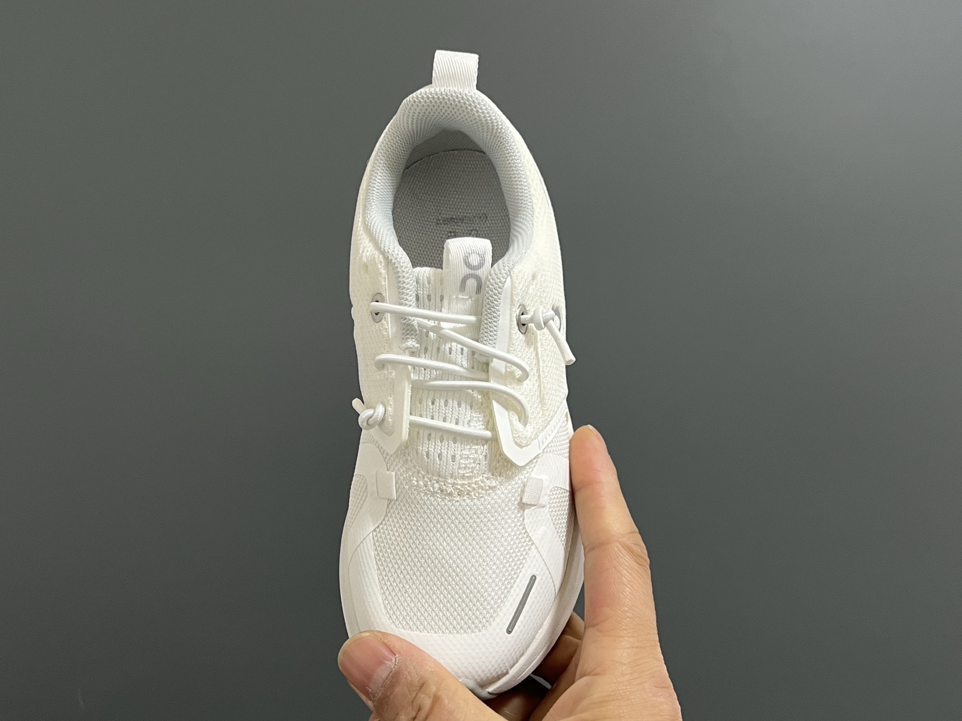 图片[8]-昂跑新款6代松紧带儿童运动鞋26-37码 小众的昂跑品牌🆕穿上就会爱上❤️ 松紧带设计，穿脱超方便✌🏻 透气舒适鞋面，质感满满💯-选品中心