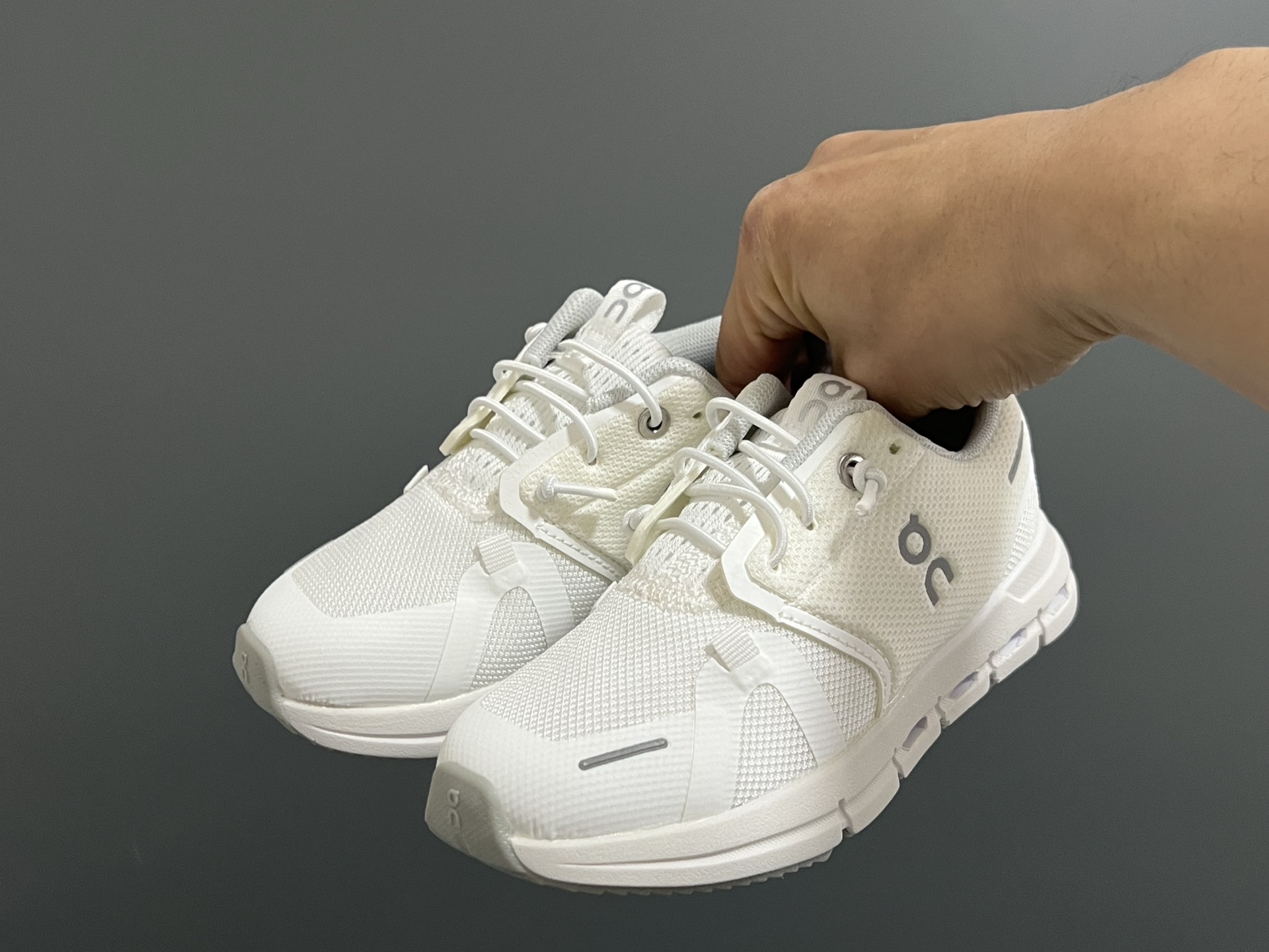 图片[2]-昂跑新款6代松紧带儿童运动鞋26-37码 小众的昂跑品牌🆕穿上就会爱上❤️ 松紧带设计，穿脱超方便✌🏻 透气舒适鞋面，质感满满💯-选品中心