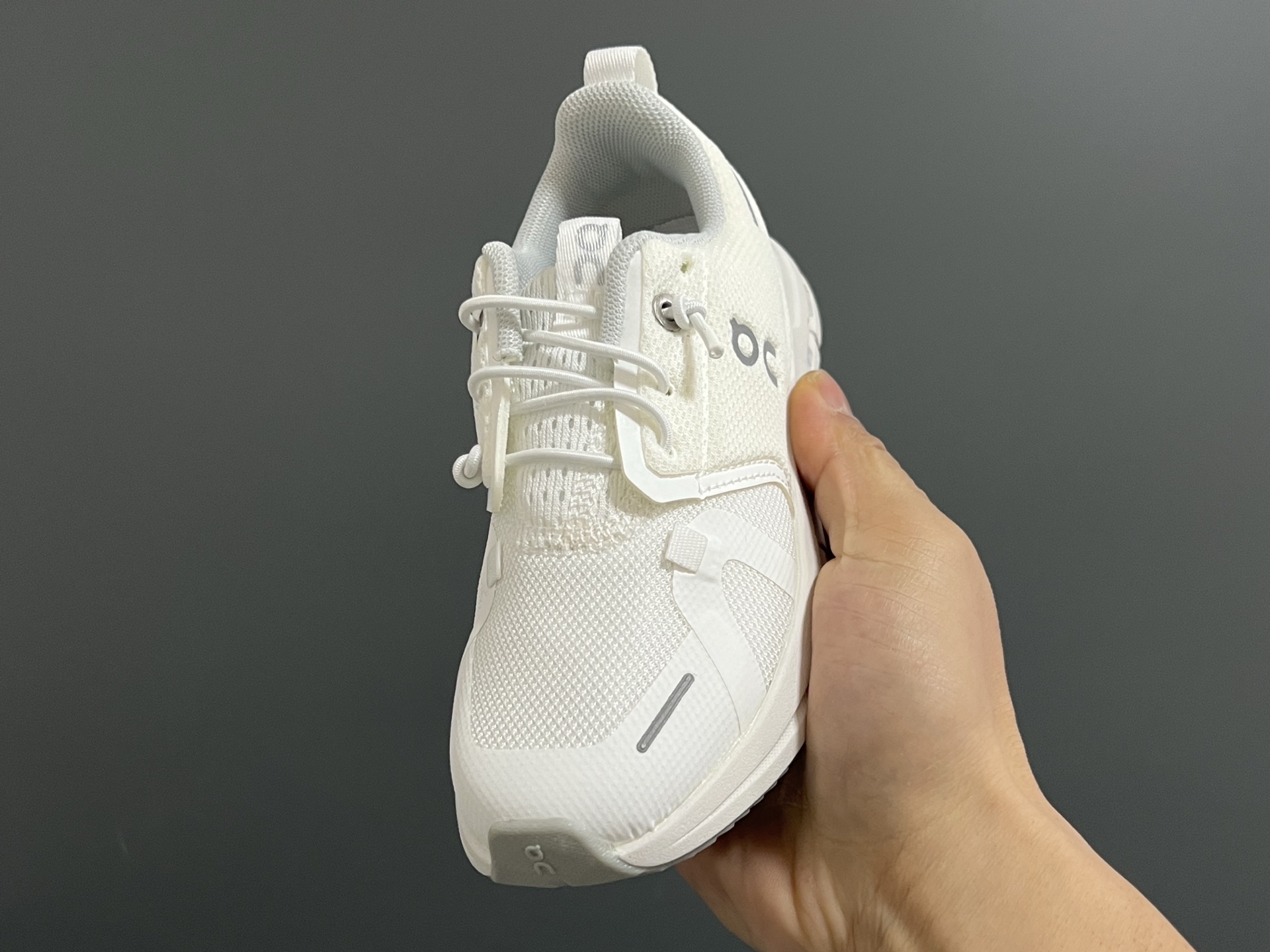 图片[3]-昂跑新款6代松紧带儿童运动鞋26-37码 小众的昂跑品牌🆕穿上就会爱上❤️ 松紧带设计，穿脱超方便✌🏻 透气舒适鞋面，质感满满💯-选品中心