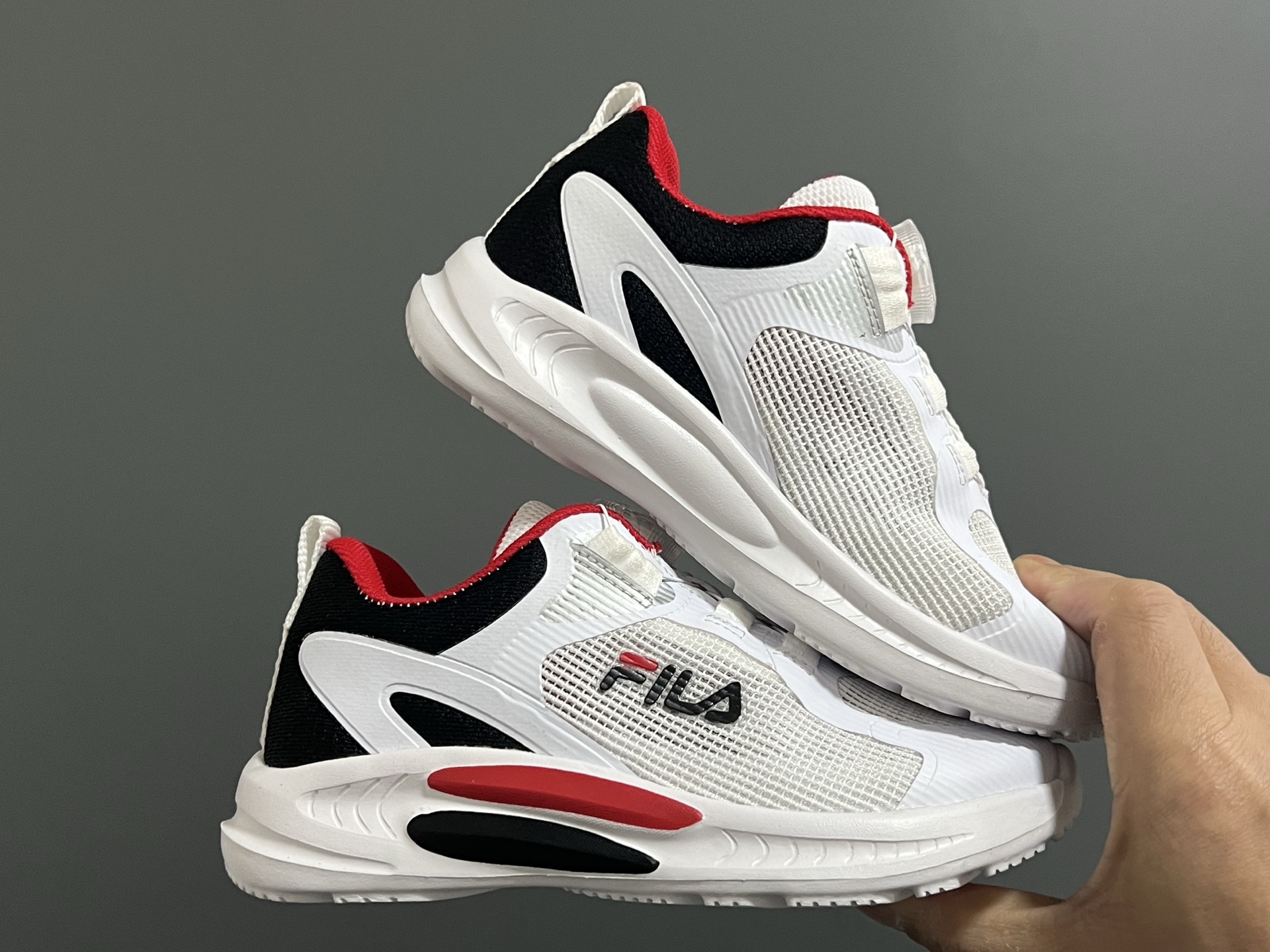 “New FILA Children’s Training Shoes with BoA Lock Design for Comfortable Fit” - 图片 9