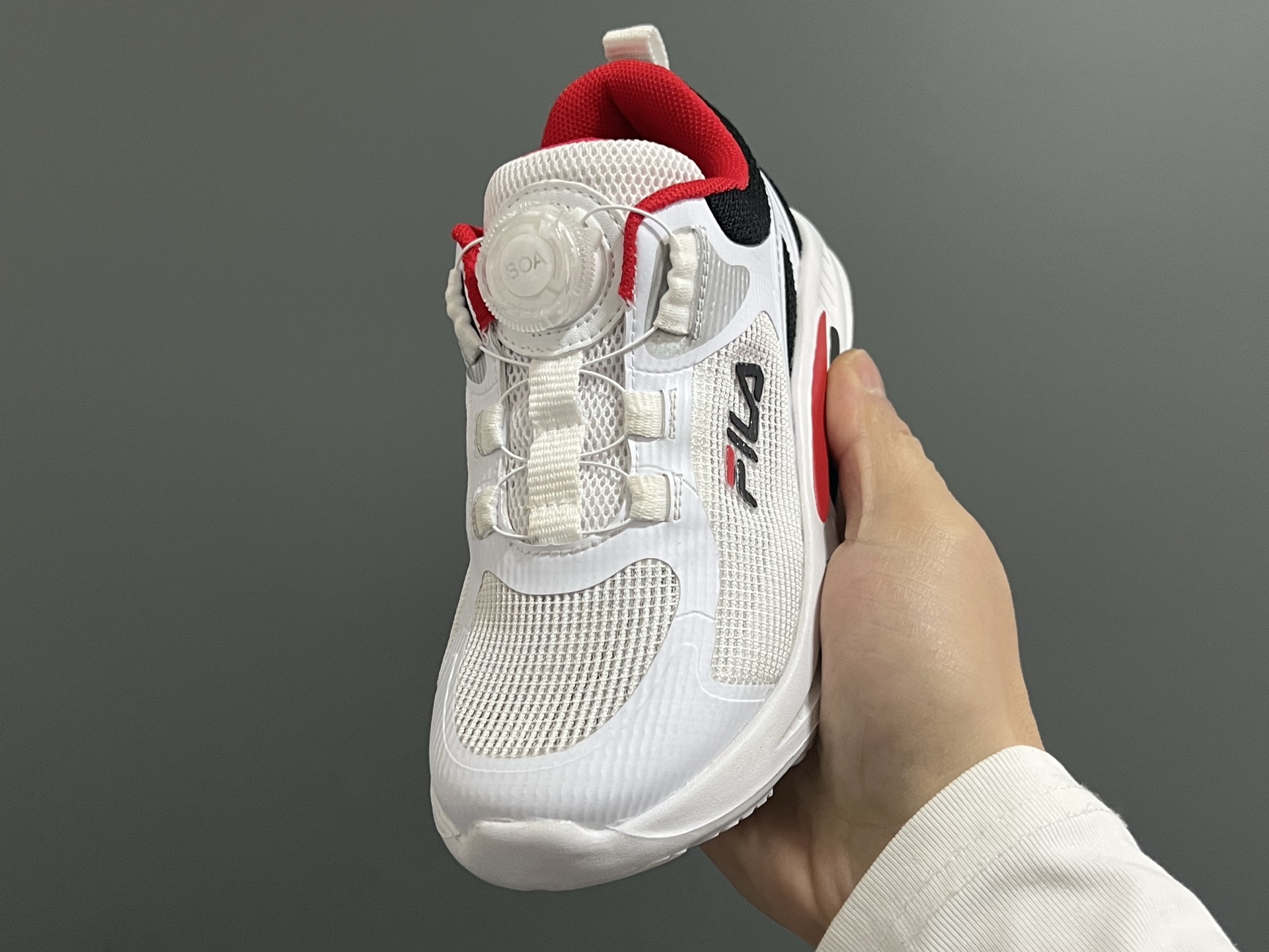 “New FILA Children’s Training Shoes with BoA Lock Design for Comfortable Fit” - 图片 3