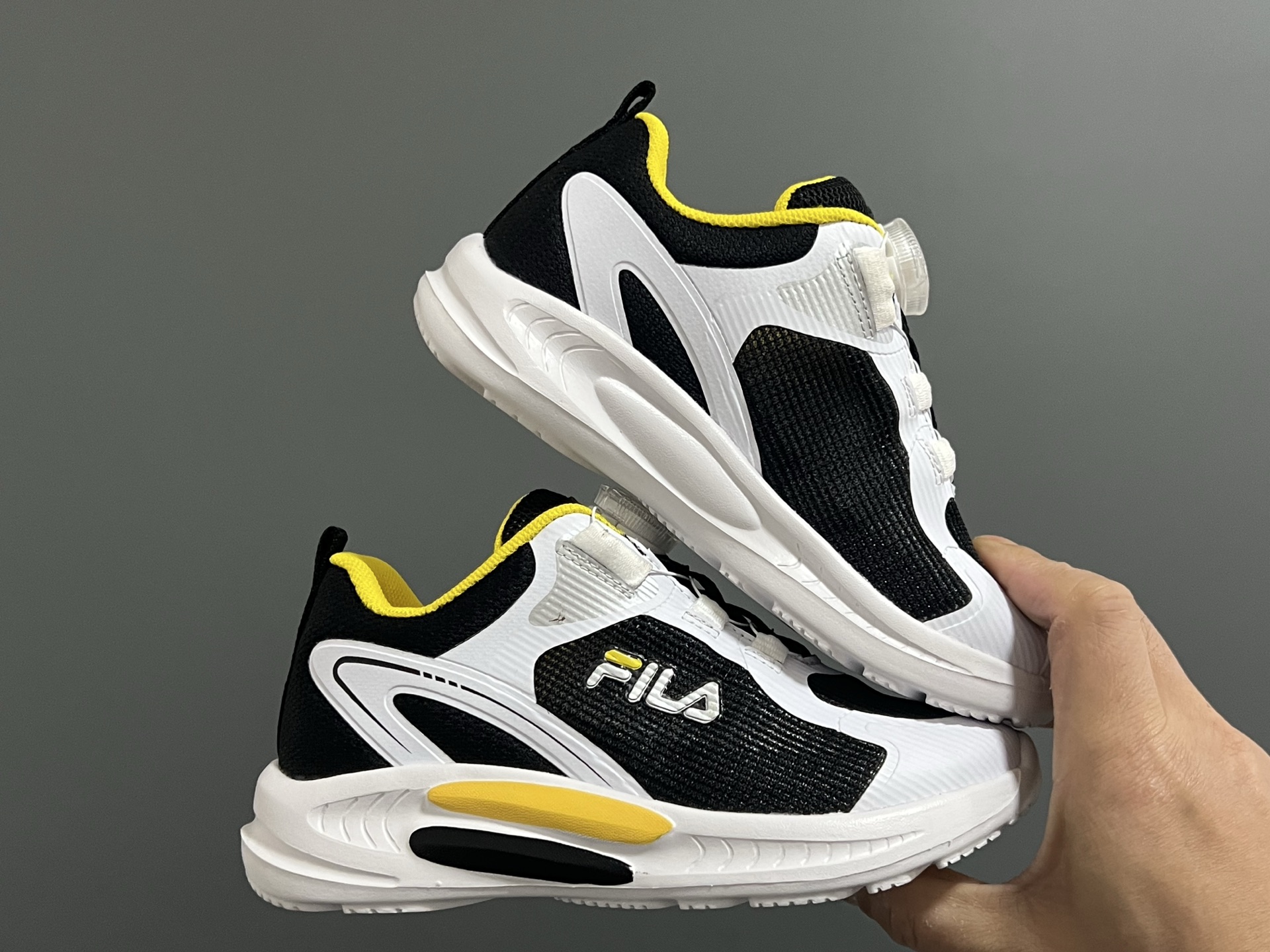 “New FILA Children’s Training Shoes with BoA Lock Design for Comfort and Style” - 图片 9