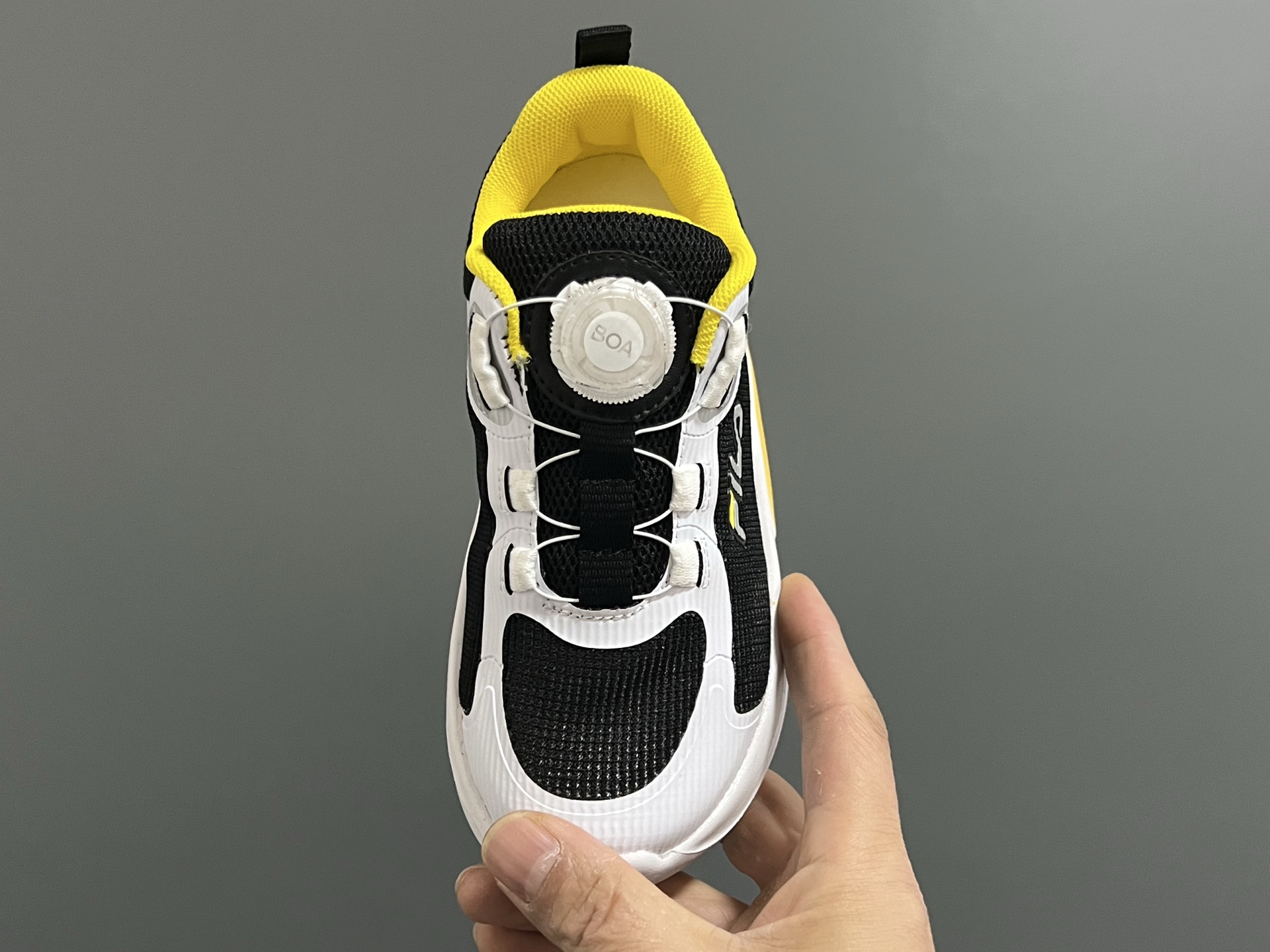 “New FILA Children’s Training Shoes with BoA Lock Design for Comfort and Style” - 图片 8