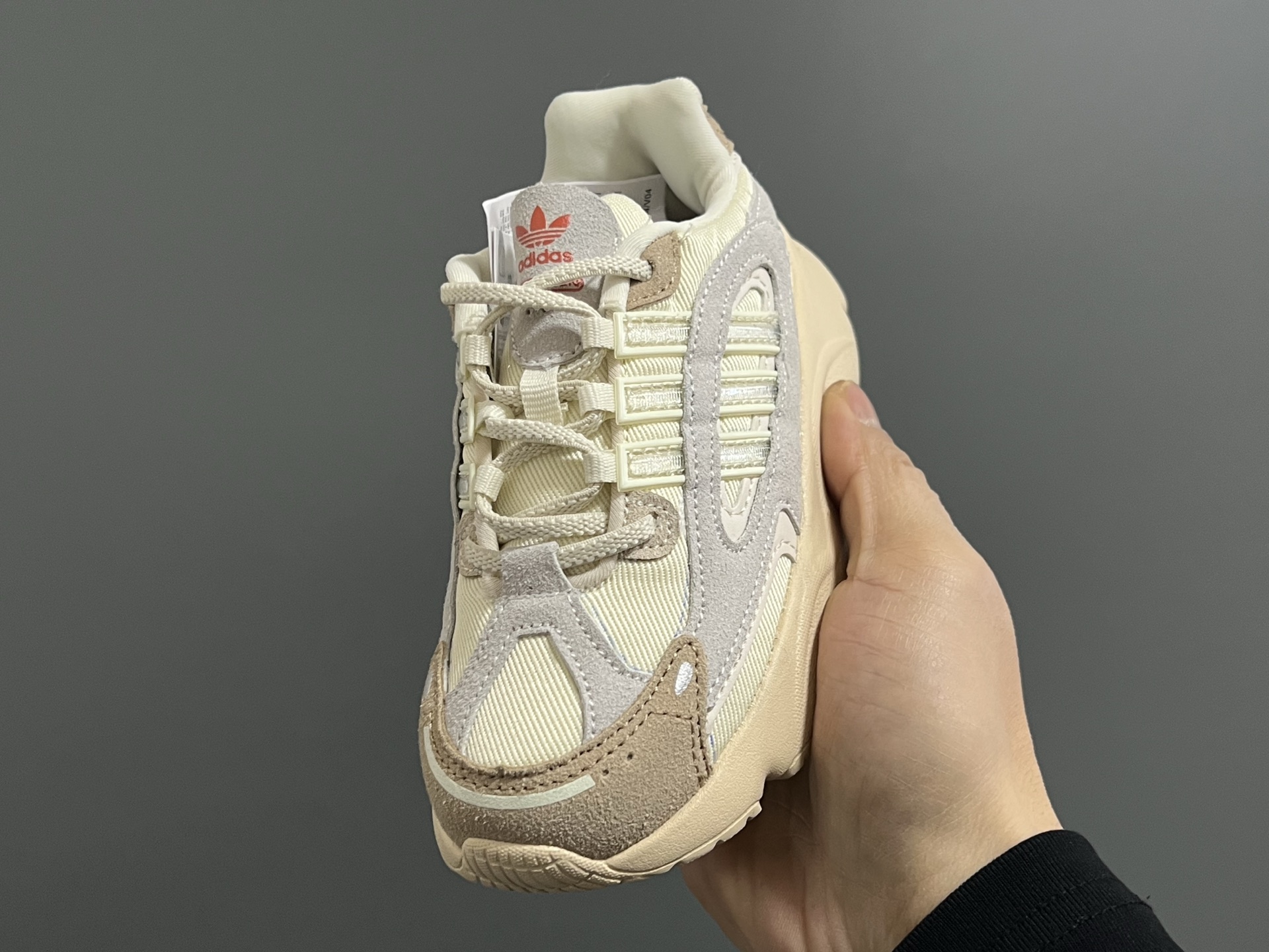 图片[3]-A家新款Oz*millen松紧带儿童老爹鞋 尺码：26-37码 Adidas90年代复古新款🆕 松紧带设计，穿脱便捷✌🏻 超轻老爹大底，百搭又时髦✨ 优质皮料拼接质感满满💯-选品中心
