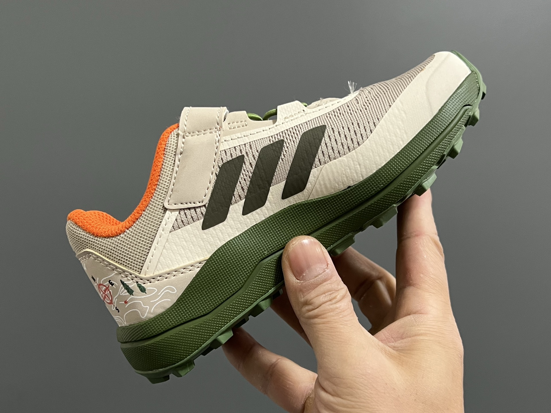 图片[6]-AD乐高联名户外轻便魔术贴儿童运动鞋26-37码 超赞的乐高联名系✔️ 高密度针织鞋面，质感超软超舒服☁️ 抓地力超强的橡胶大底，脚感不言而喻✌🏻-选品中心