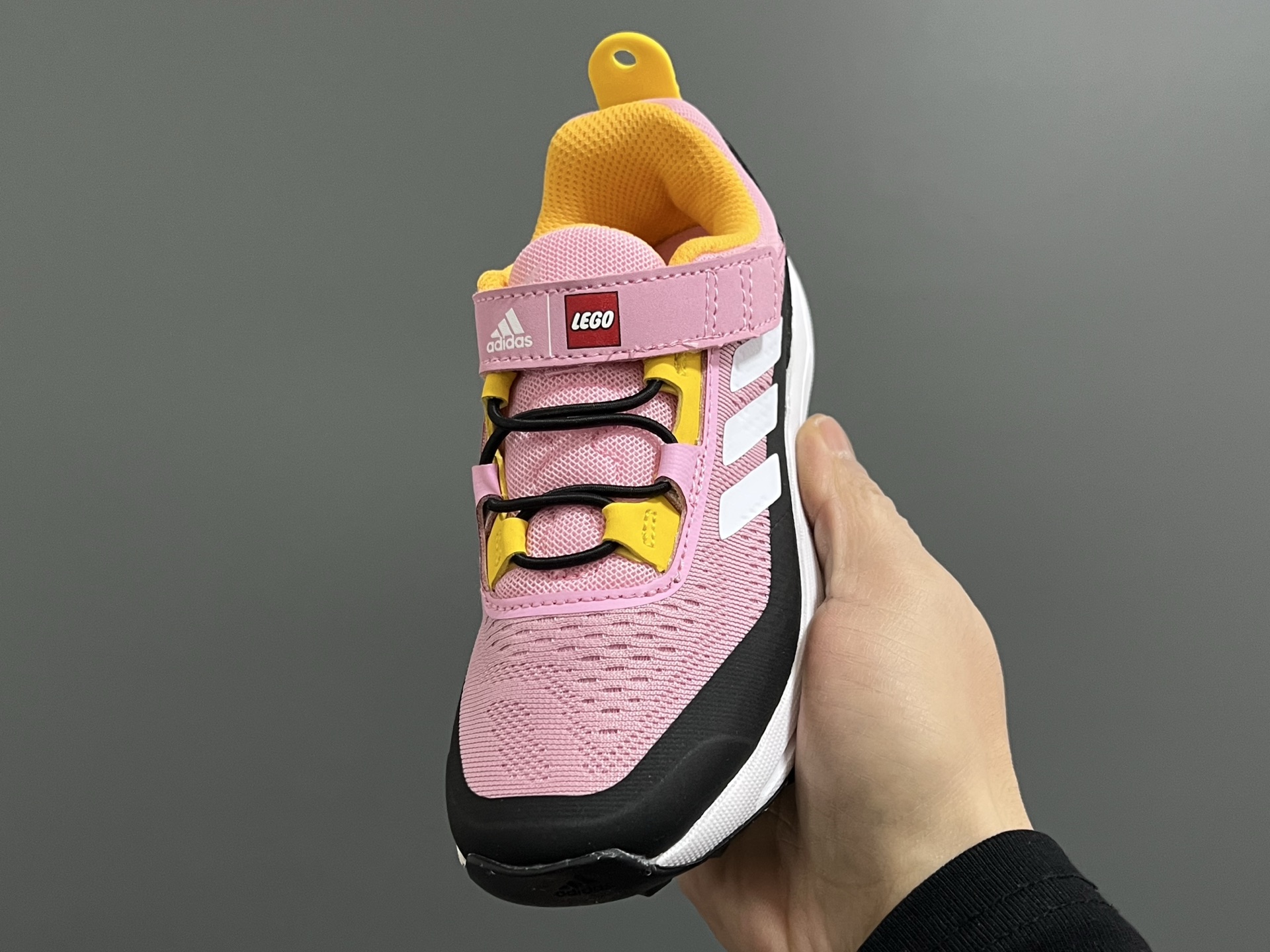 图片[3]-AD乐高联名户外轻便魔术贴儿童运动鞋26-37码 超赞的乐高联名系✔️ 高密度针织鞋面，质感超软超舒服☁️ 抓地力超强的橡胶大底，脚感不言而喻✌🏻-选品中心