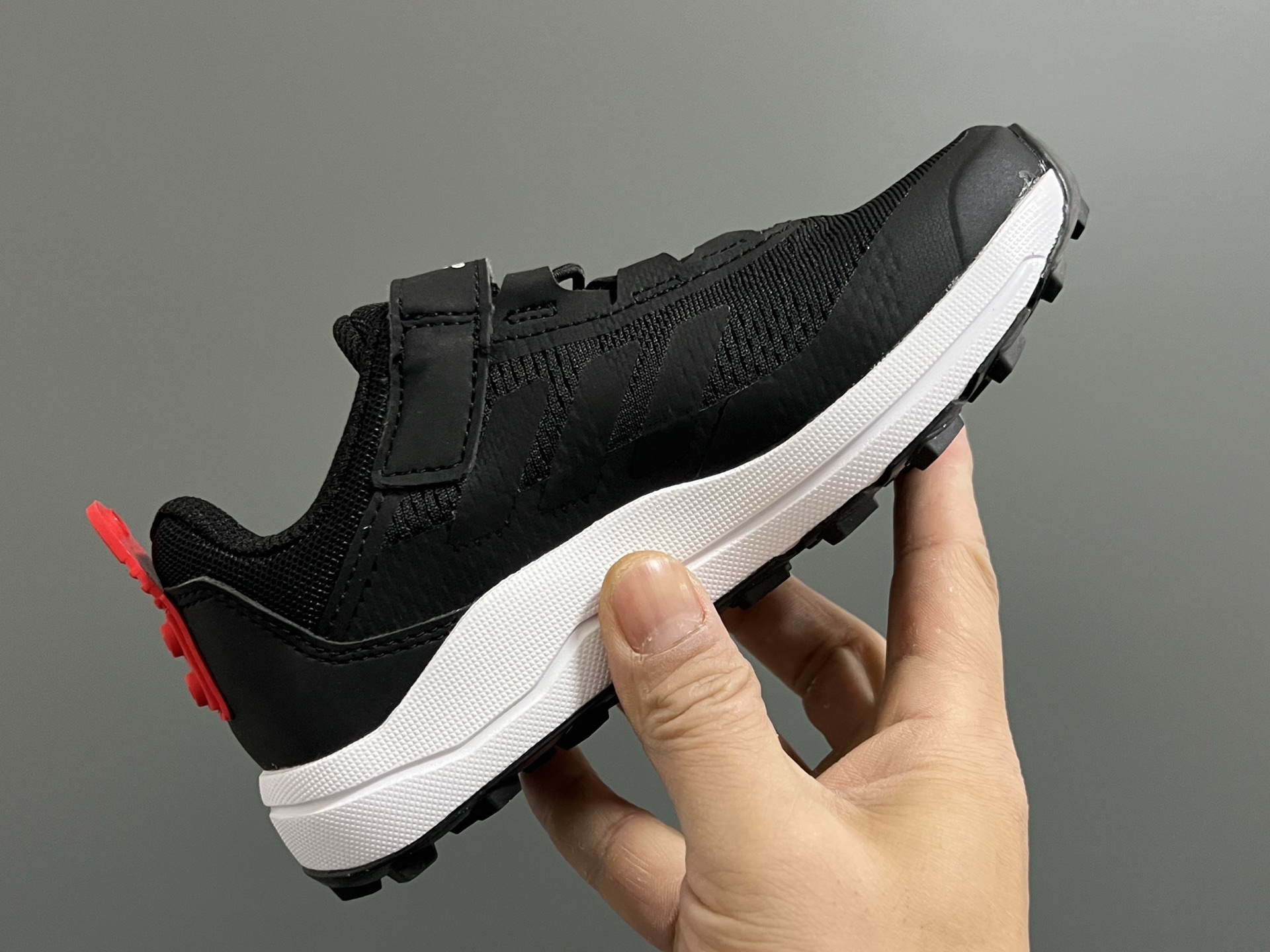 图片[6]-AD乐高联名户外轻便魔术贴儿童运动鞋26-37码 超赞的乐高联名系✔️ 高密度针织鞋面，质感超软超舒服☁️ 抓地力超强的橡胶大底，脚感不言而喻✌🏻-选品中心