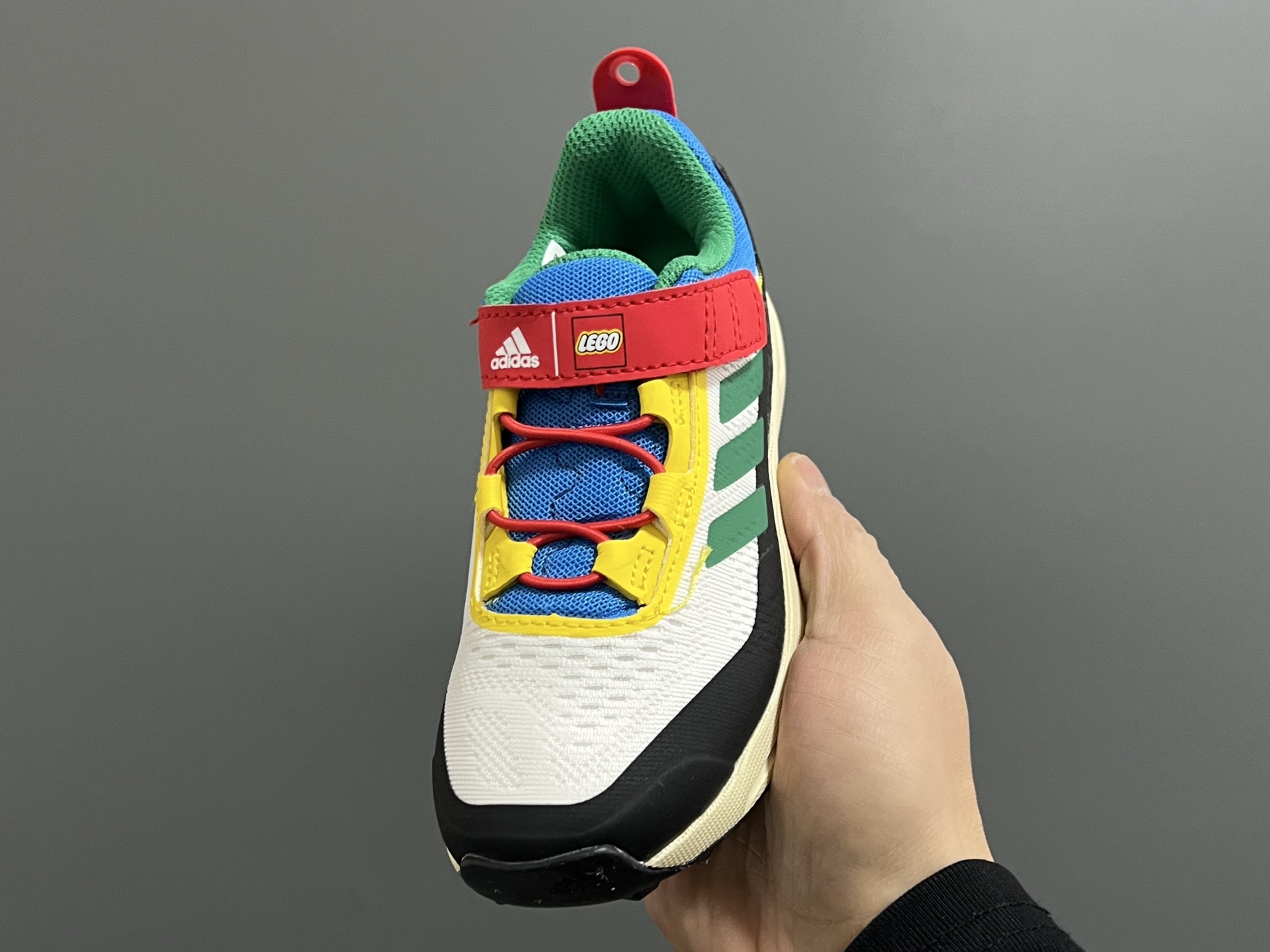 图片[3]-AD乐高联名户外轻便魔术贴儿童运动鞋26-37码 超赞的乐高联名系✔️ 高密度针织鞋面，质感超软超舒服☁️ 抓地力超强的橡胶大底，脚感不言而喻✌🏻-选品中心