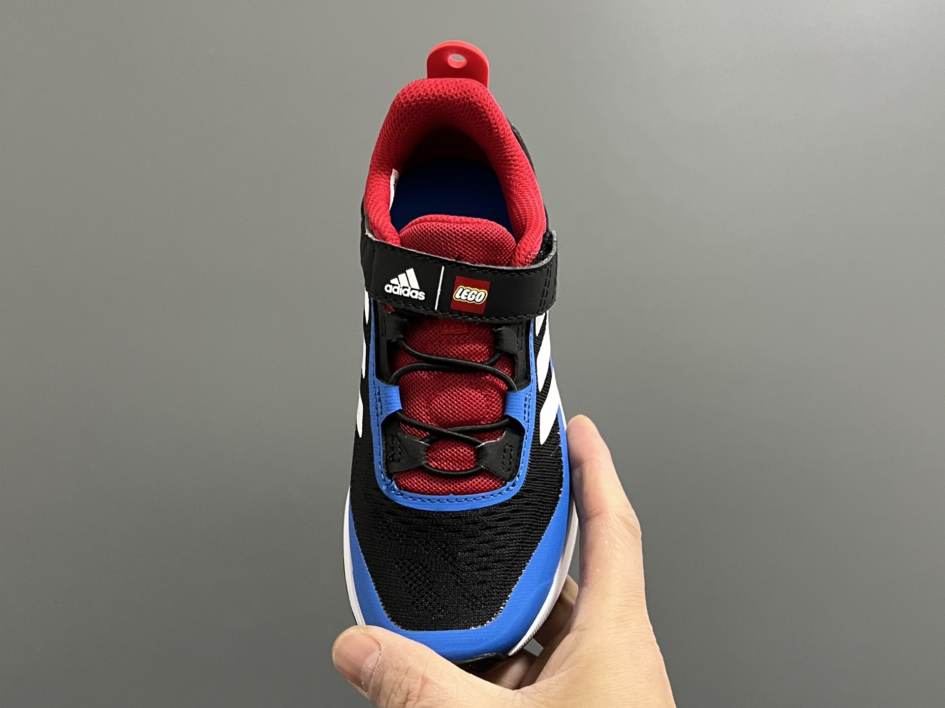 图片[8]-AD乐高联名户外轻便魔术贴儿童运动鞋26-37码 超赞的乐高联名系✔️ 高密度针织鞋面，质感超软超舒服☁️ 抓地力超强的橡胶大底，脚感不言而喻✌🏻-选品中心