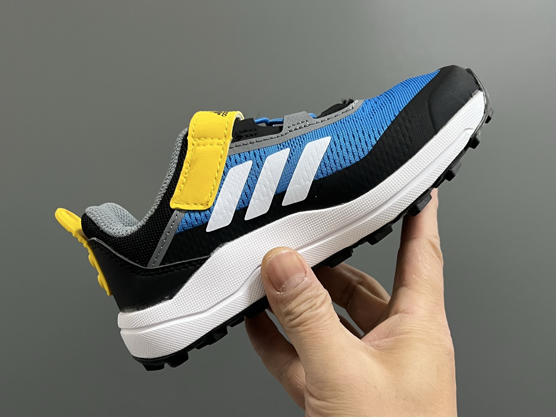 图片[5]-AD乐高联名户外轻便魔术贴儿童运动鞋26-37码 超赞的乐高联名系✔️ 高密度针织鞋面，质感超软超舒服☁️ 抓地力超强的橡胶大底，脚感不言而喻✌🏻-选品中心