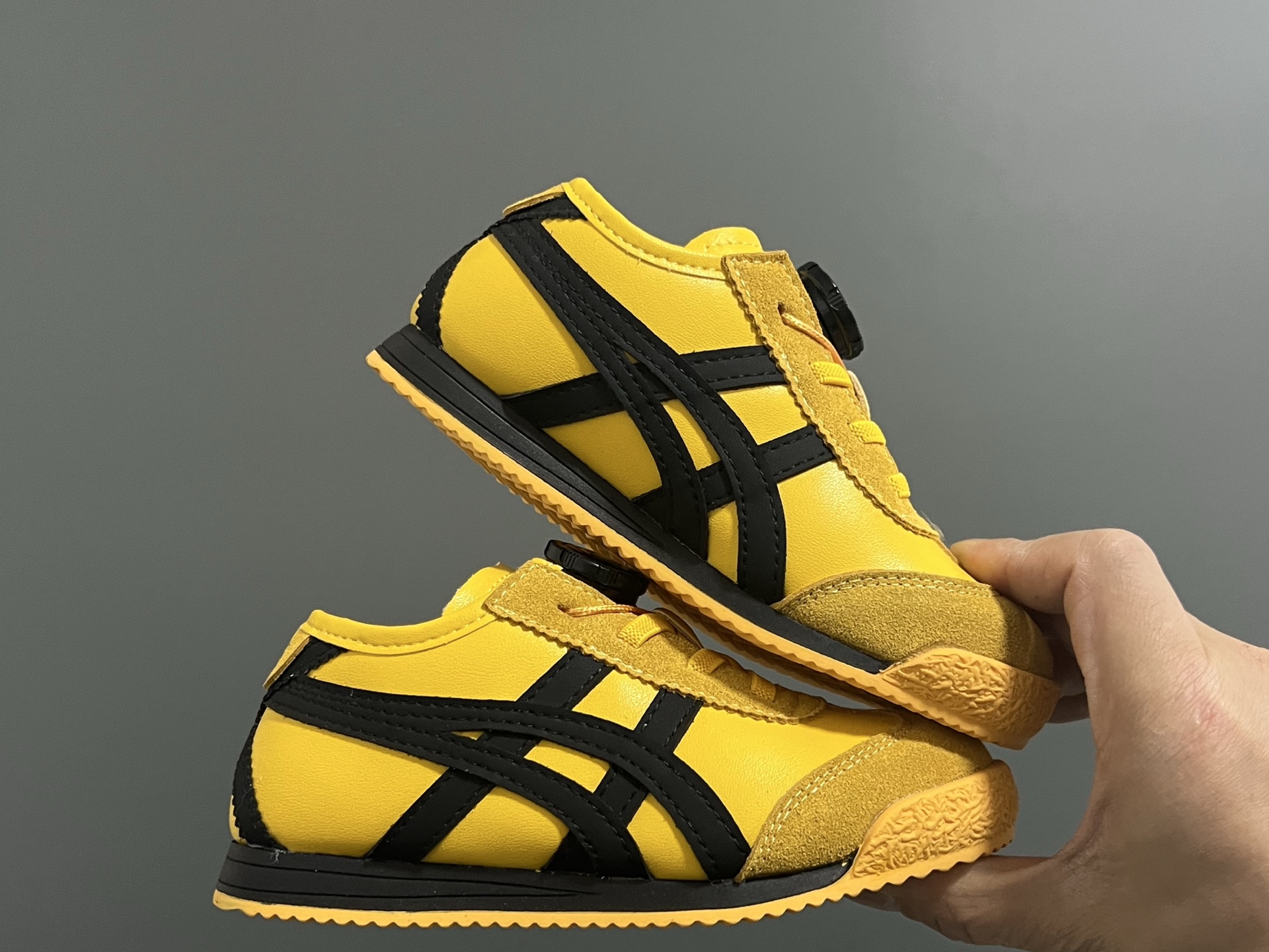 High-Quality Leather Children’s Leisure Shoes with Convenient Locking Design - 图片 8