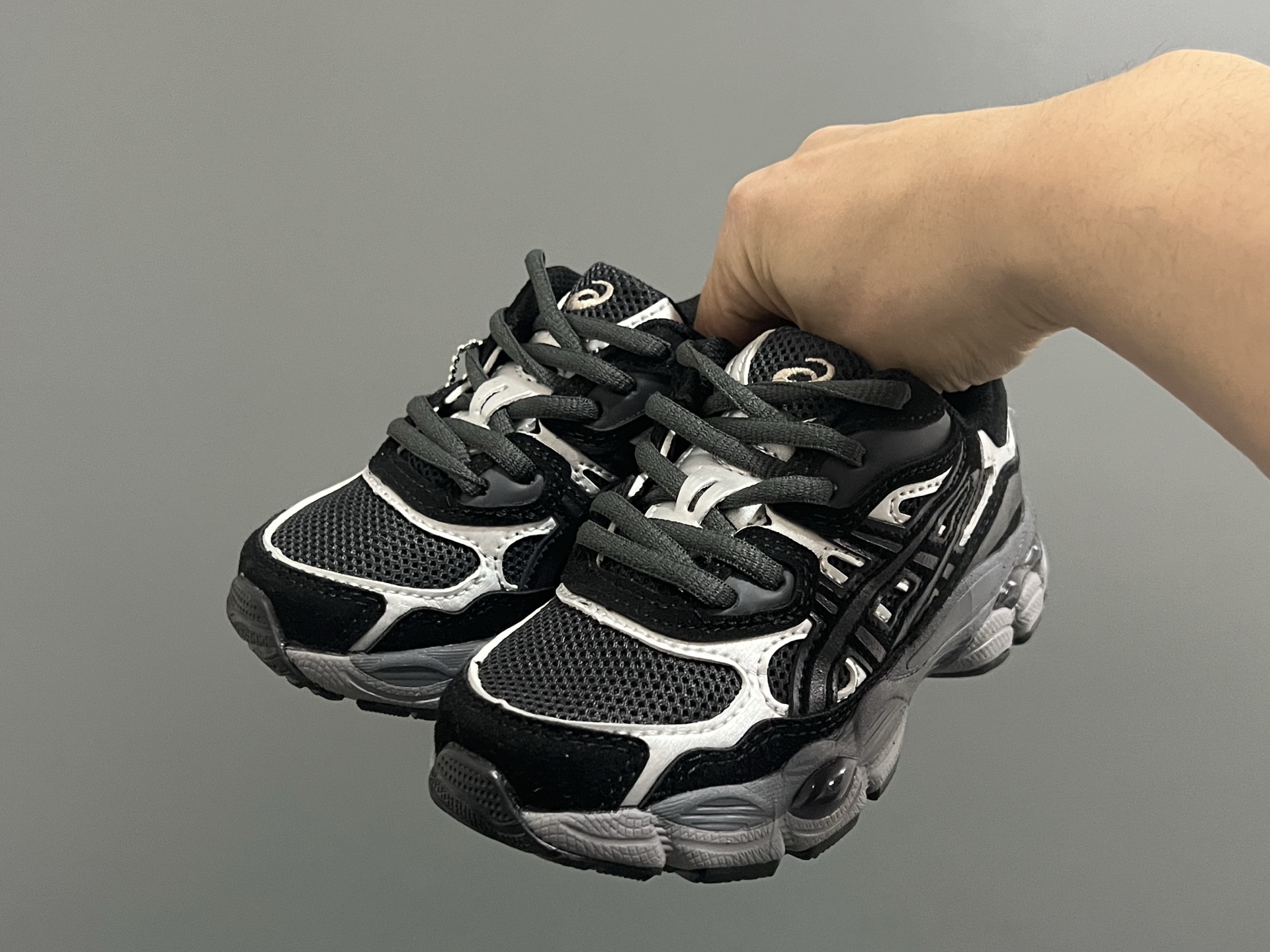 图片[2]-另一工厂 亚瑟士YSS新款gel-nyc鞋带款儿童运动老爹鞋26-37码 经典亚瑟士系列🆕 老爹款式设计，百搭又时髦✨ 橡胶耐磨防滑大底，脚感超赞👍🏻-选品中心