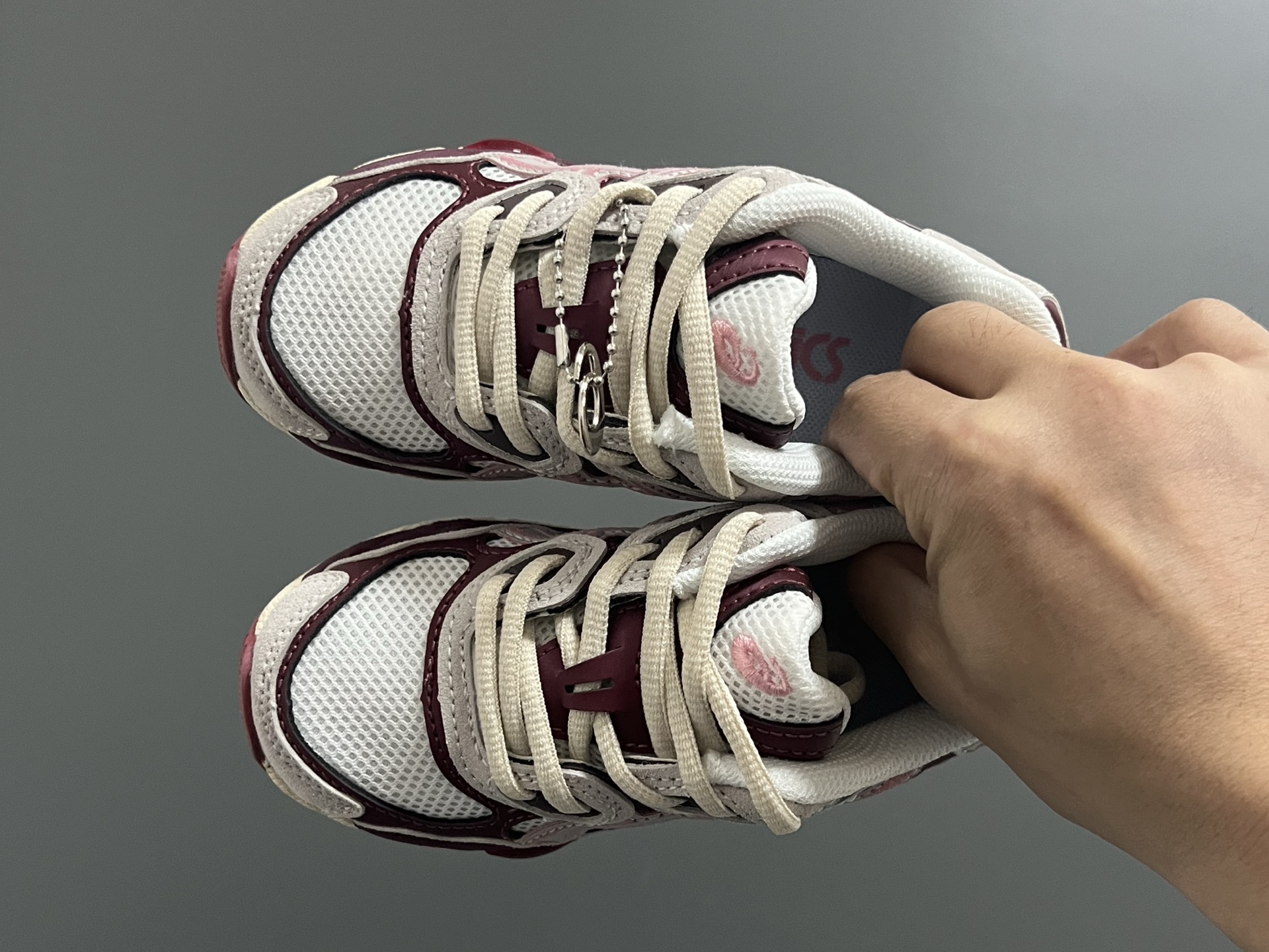 另一工厂 亚瑟士YSS新款gel-nyc鞋带款儿童运动老爹鞋26-37码 经典亚瑟士系列🆕 老爹款式设计，百搭又时髦✨ 橡胶耐磨防滑大底，脚感超赞👍🏻-选品中心