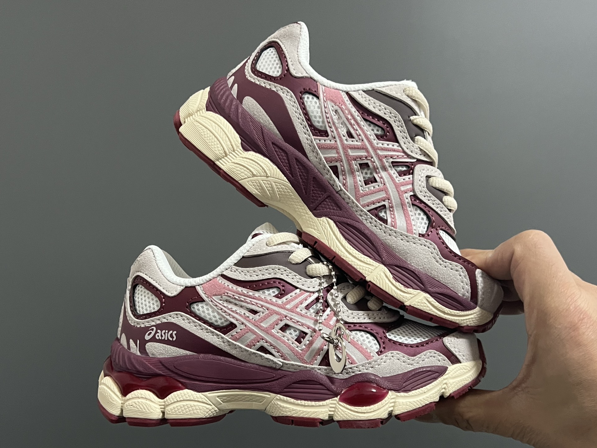 图片[9]-另一工厂 亚瑟士YSS新款gel-nyc鞋带款儿童运动老爹鞋26-37码 经典亚瑟士系列🆕 老爹款式设计，百搭又时髦✨ 橡胶耐磨防滑大底，脚感超赞👍🏻-选品中心