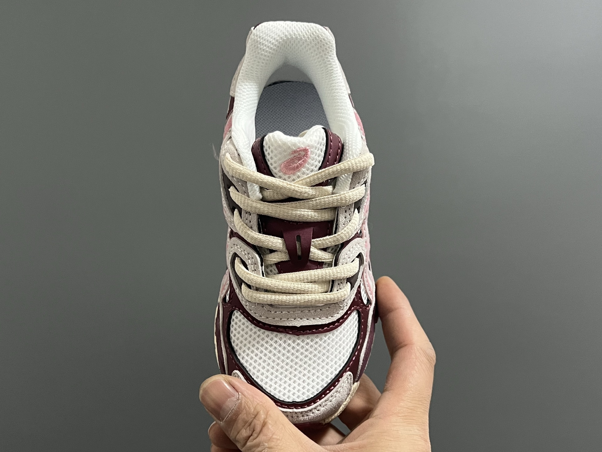 图片[8]-另一工厂 亚瑟士YSS新款gel-nyc鞋带款儿童运动老爹鞋26-37码 经典亚瑟士系列🆕 老爹款式设计，百搭又时髦✨ 橡胶耐磨防滑大底，脚感超赞👍🏻-选品中心