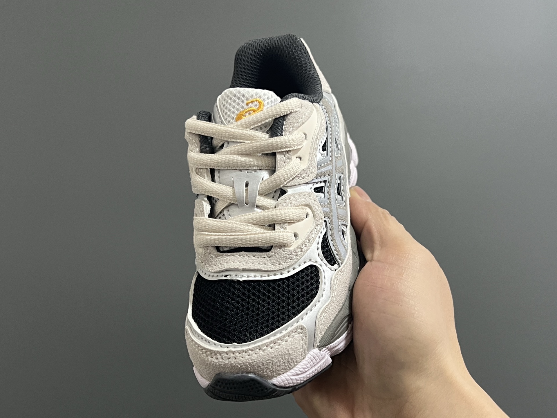 图片[3]-另一工厂 亚瑟士YSS新款gel-nyc鞋带款儿童运动老爹鞋26-37码 经典亚瑟士系列🆕 老爹款式设计，百搭又时髦✨ 橡胶耐磨防滑大底，脚感超赞👍🏻-选品中心